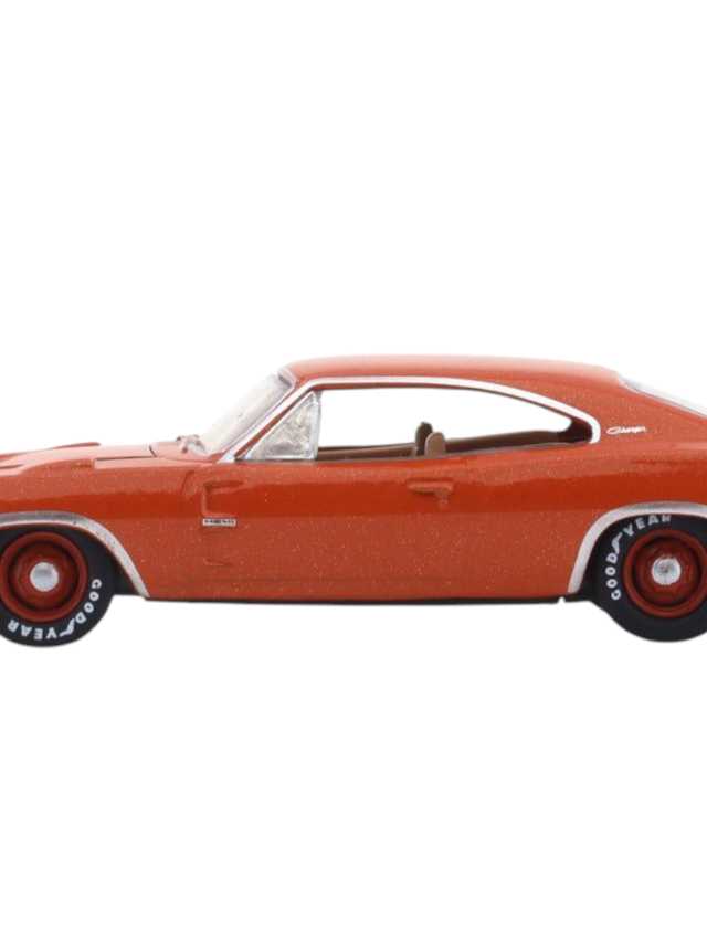 1969 Dodge charger Daytona hemi M2 Machines 1:64 Scale - Image 5