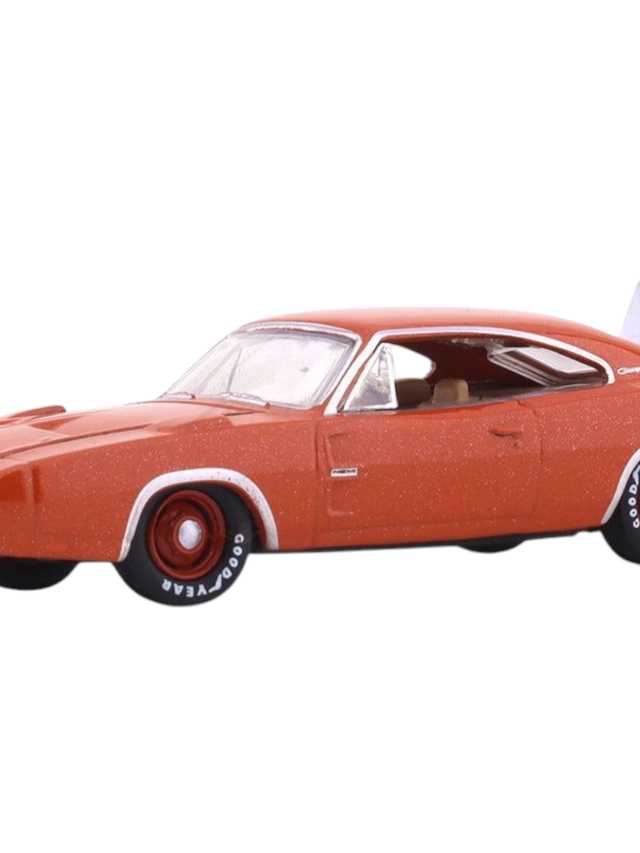1969 Dodge charger Daytona hemi M2 Machines 1:64 Scale - Image 7