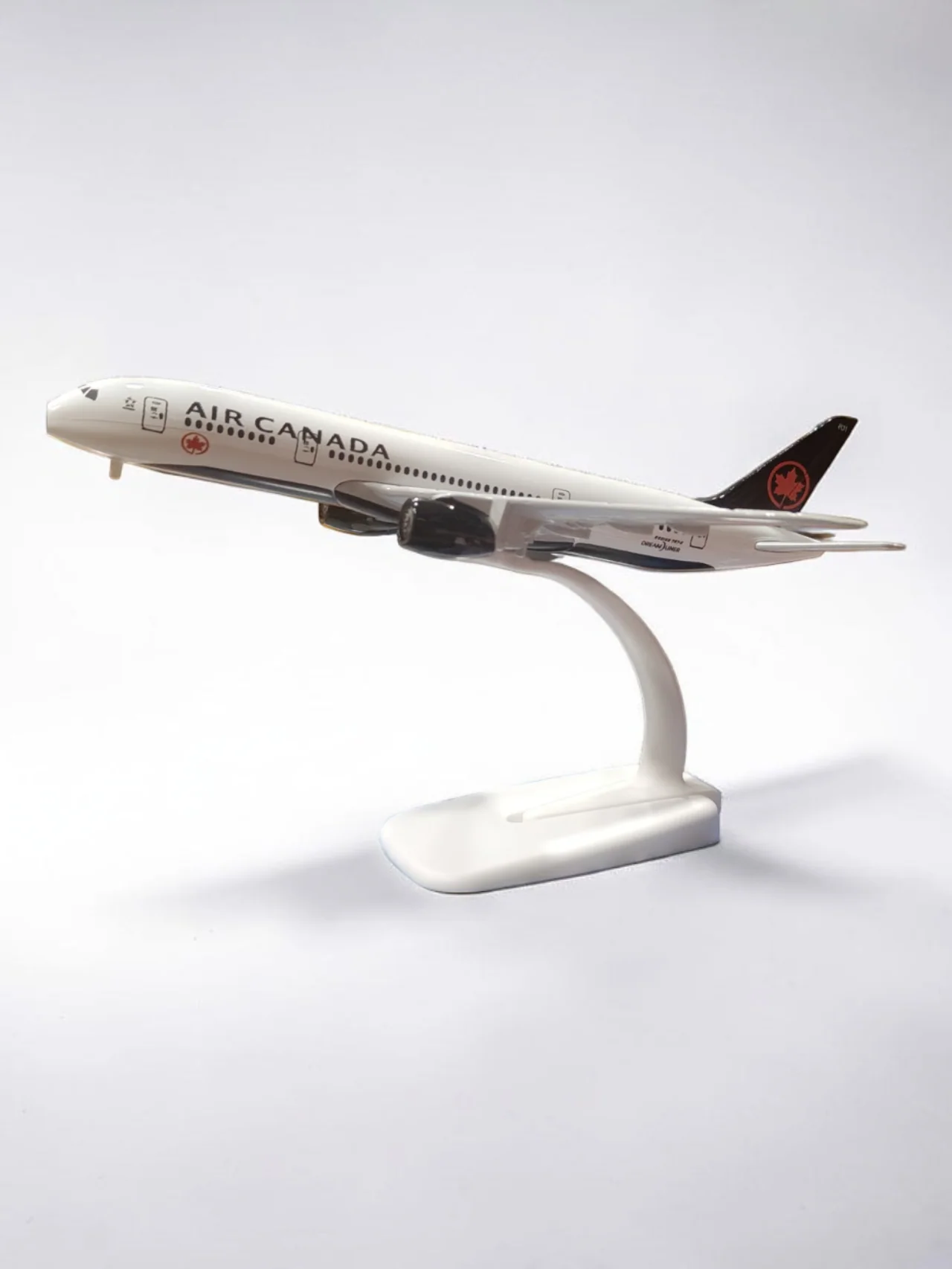 Aircraft Air Canada Boeing-787 9 Dream Liner C - Ghpq Diecast Airplane 20cm' Scale (No.312) Display Stand With Landing Wheels