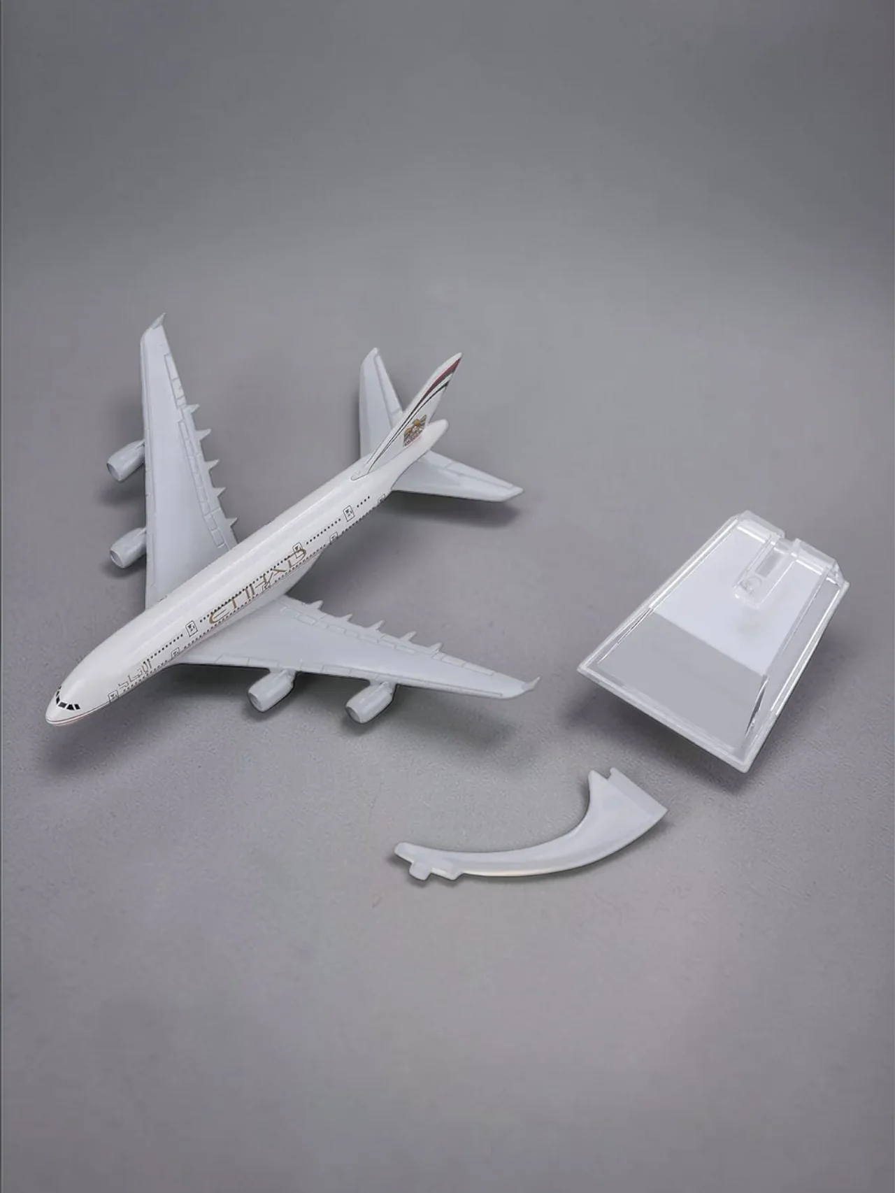 Aircraft Model Airbus ETIHAD Airlines A380 Model - 16cm Airplane Durable Construction (Code-102A) - Image 10