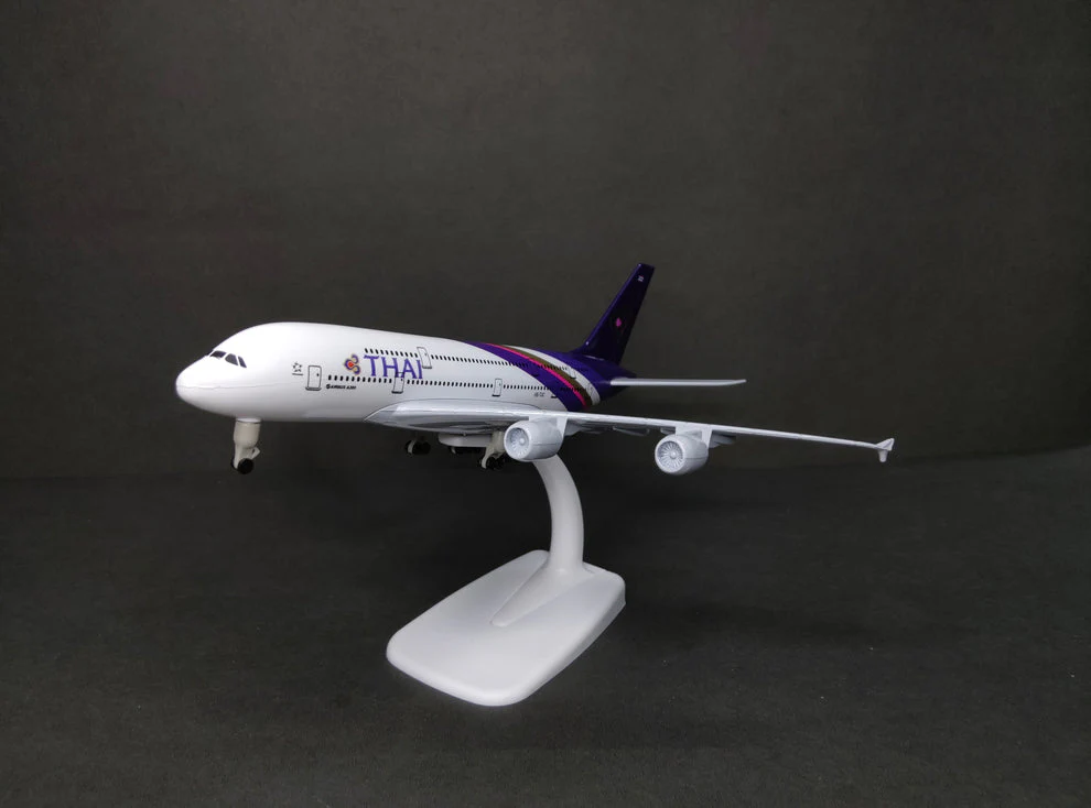 Aircraft 'Thai Airways Airbus A380-800 HS-TUC Diecast Airplane (No.302) 20cm' Scale Display Stand With Landing Wheels - Image 3