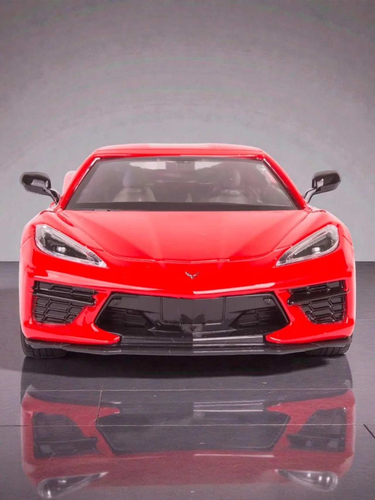 Bburago 2020 CHEVROLET CORVETTE STINGRAY COUPE Z51 1:64 Scale - Image 2