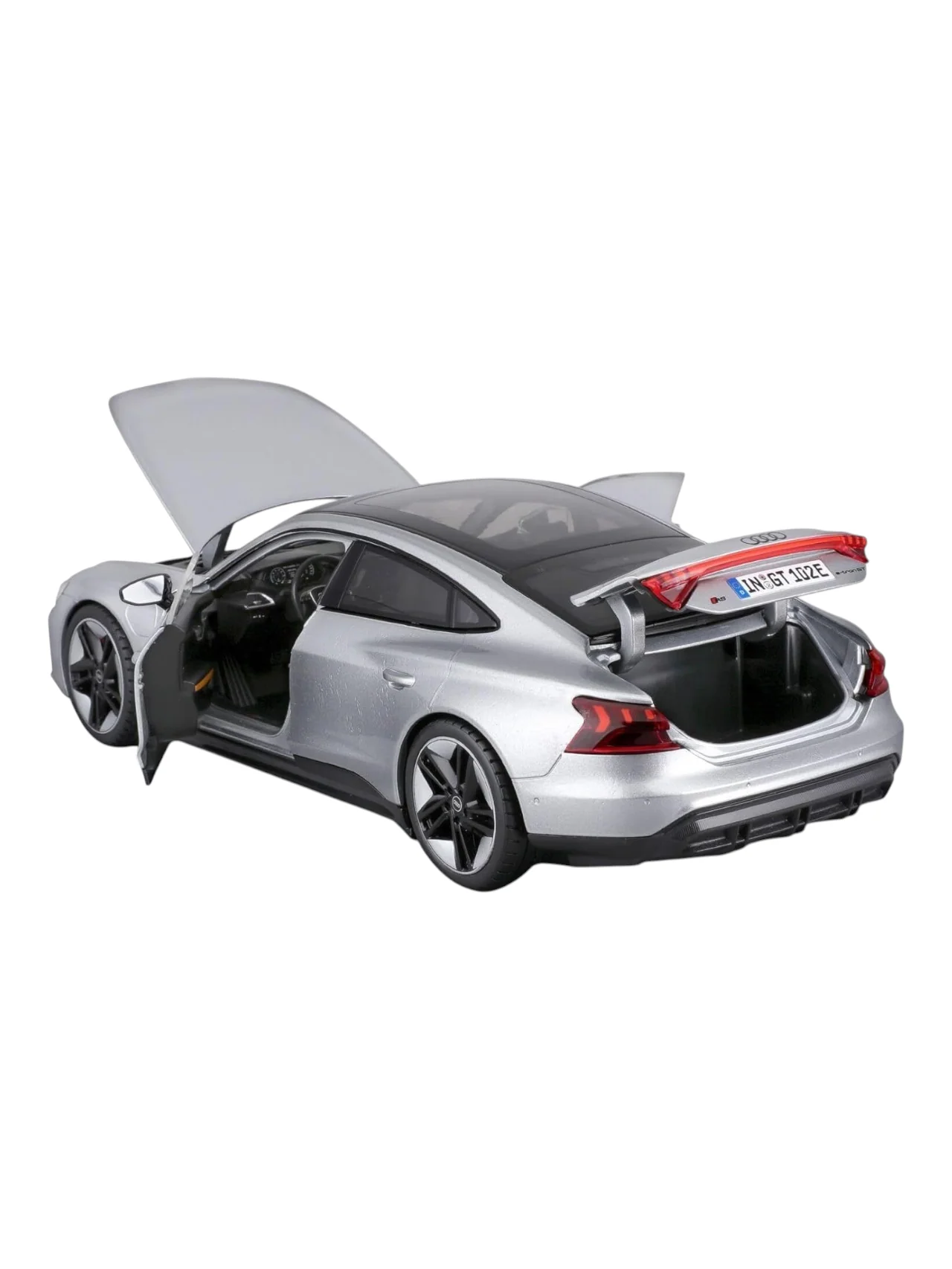 Bburago 2022 Audi RS e-tron GT Diecast 1:18 Scale (Box and Paint Damage) - Image 2