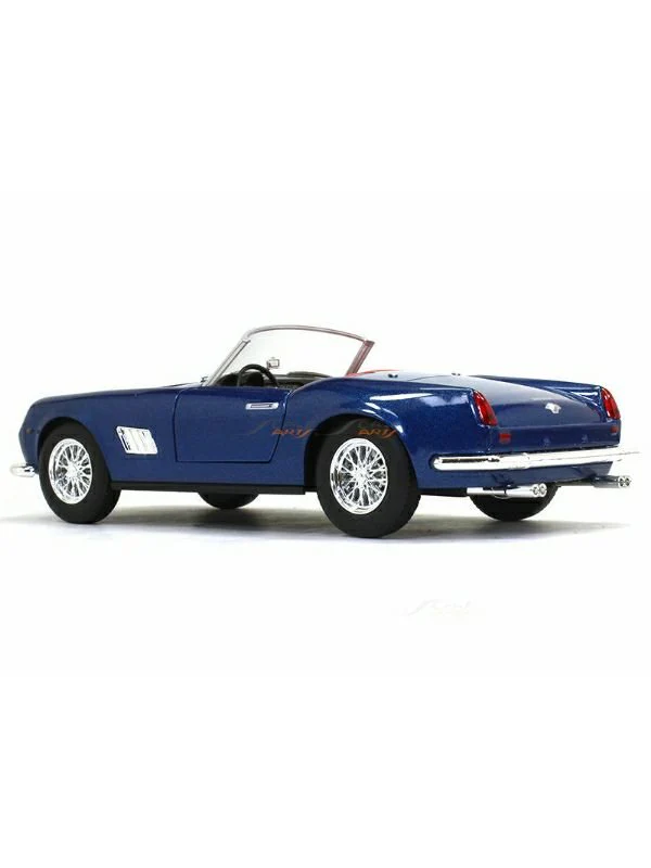 Bburago Ferrari 250 GT California (1/24) - Image 4