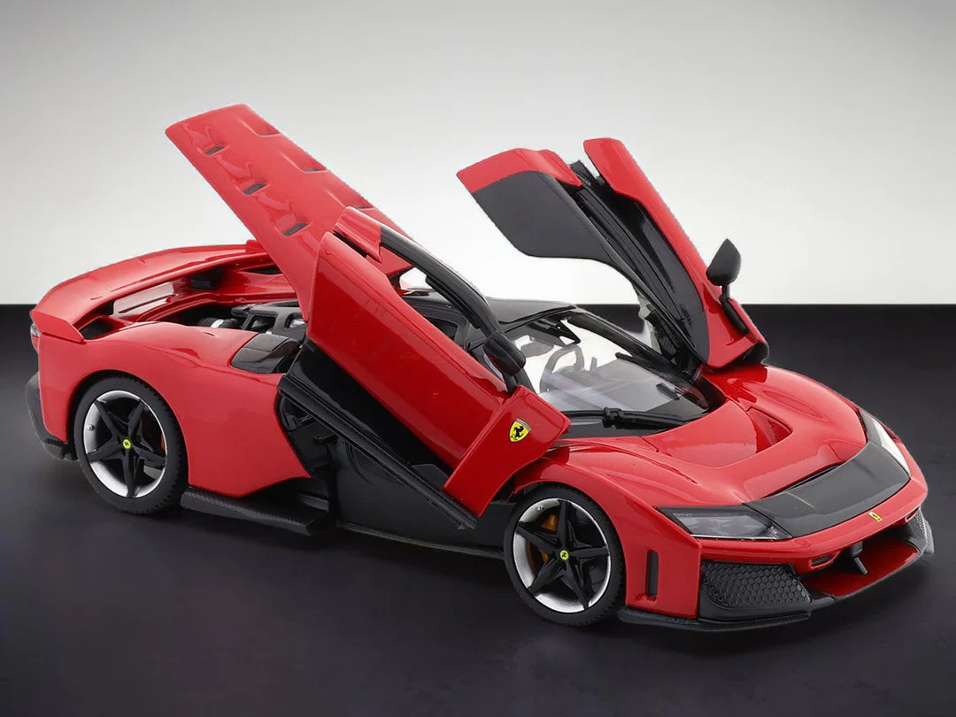 Bburago 'Ferrari F80 With Acrylic Case Imported 1:24 Scale Diecast Model - Image 2