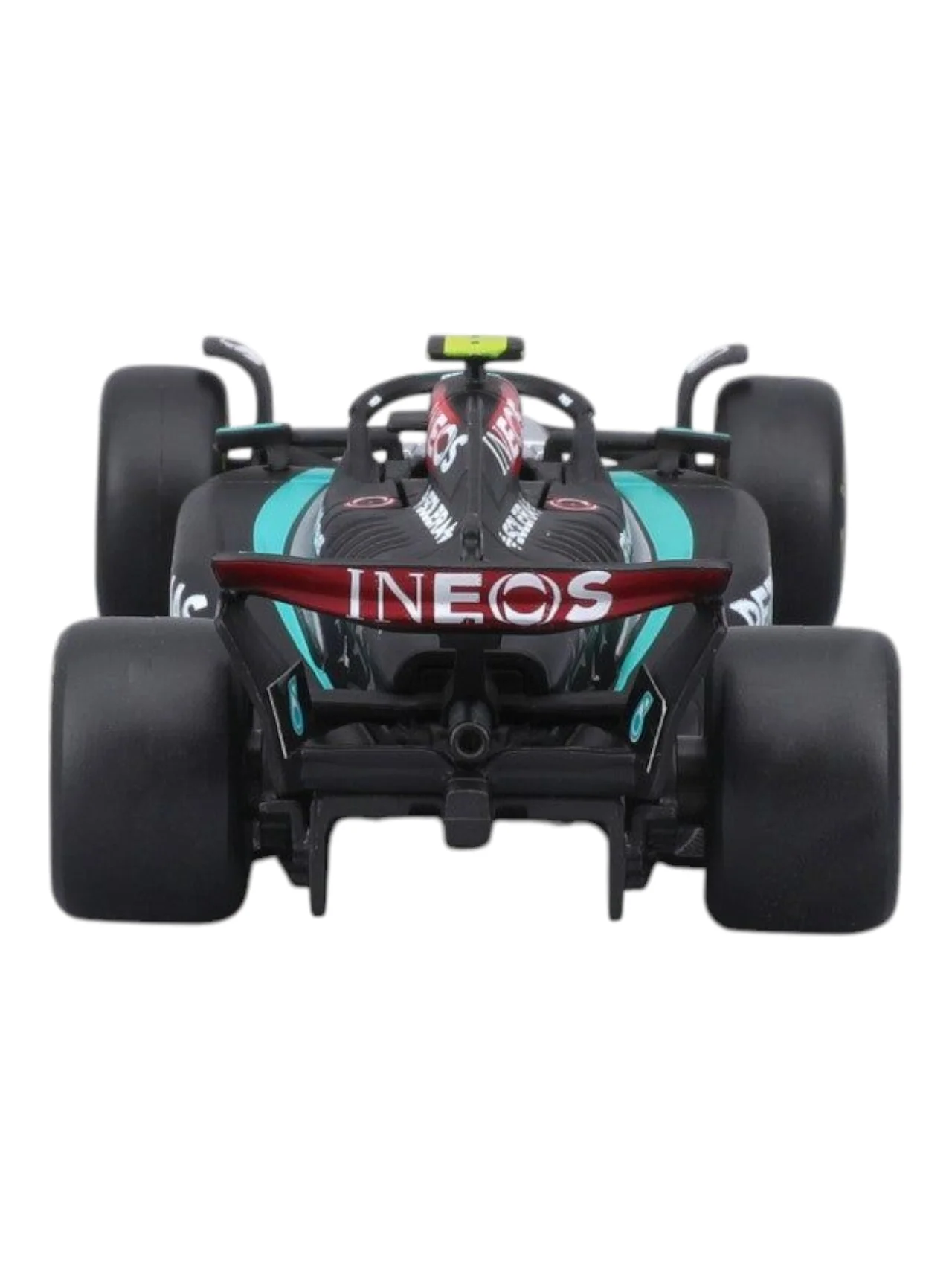 Bburago Formula 1 (F1) AMG Petronas F1W15 E Performance #44 Lewis Hamilton Diecast 1:43 Scale - Image 7