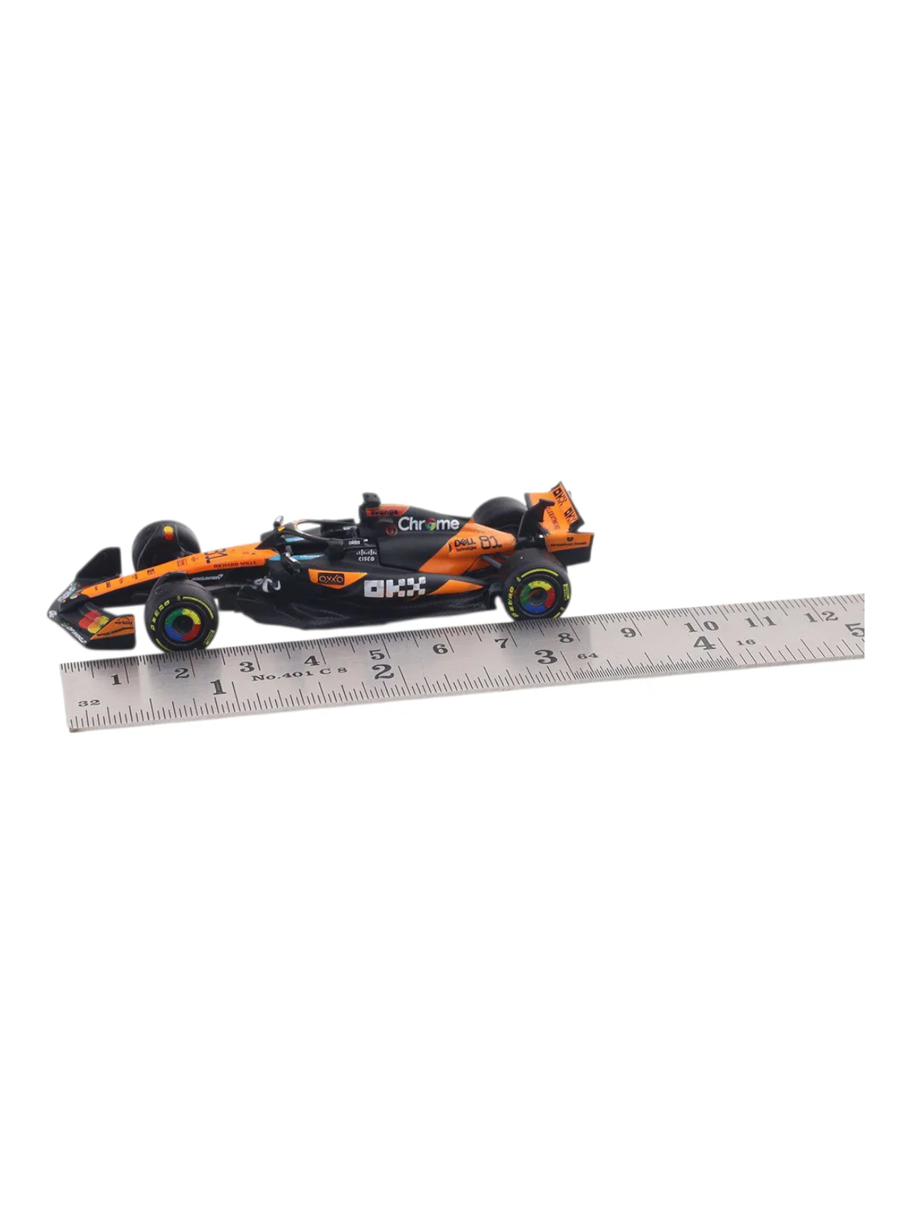 Bburago Formula 1 (F1) 2025 Mclaren MCL39 Oscar Piastri No-81 1:64 Scale - Image 7
