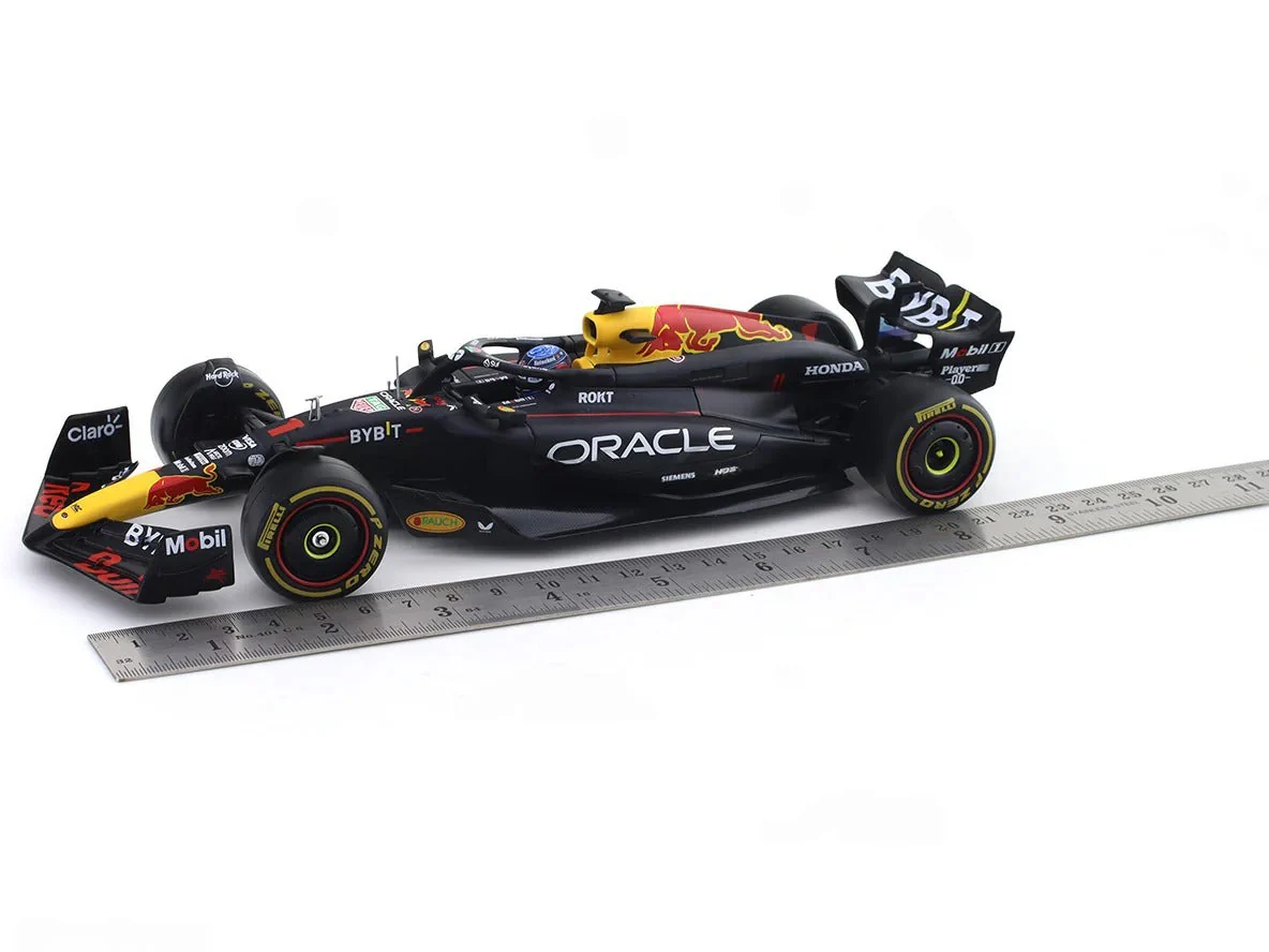 Bburago Oracle Red Bull Racing RB20 No 1. Max Verstappen 2024 Imported 1:64 Scale 43 Parts - Image 4