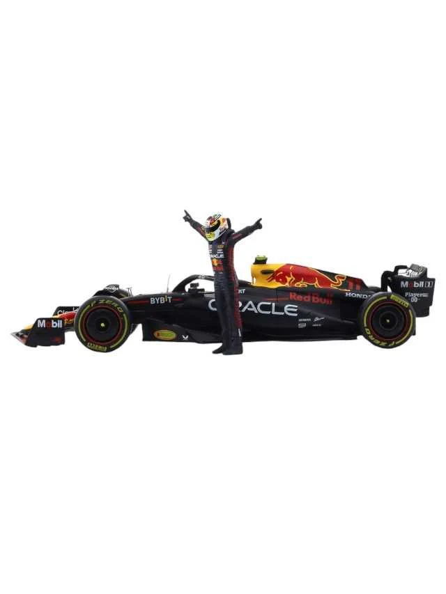 Bburago rb19 max verstappen champion 3 with driver - Image 6