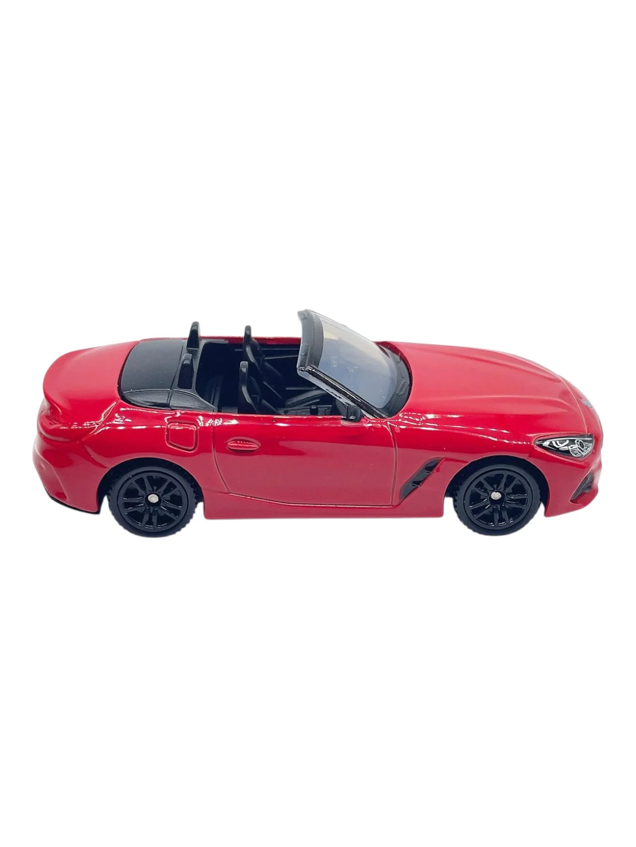 CCA BMW Z4 M40i 1:57 Scale - Image 6