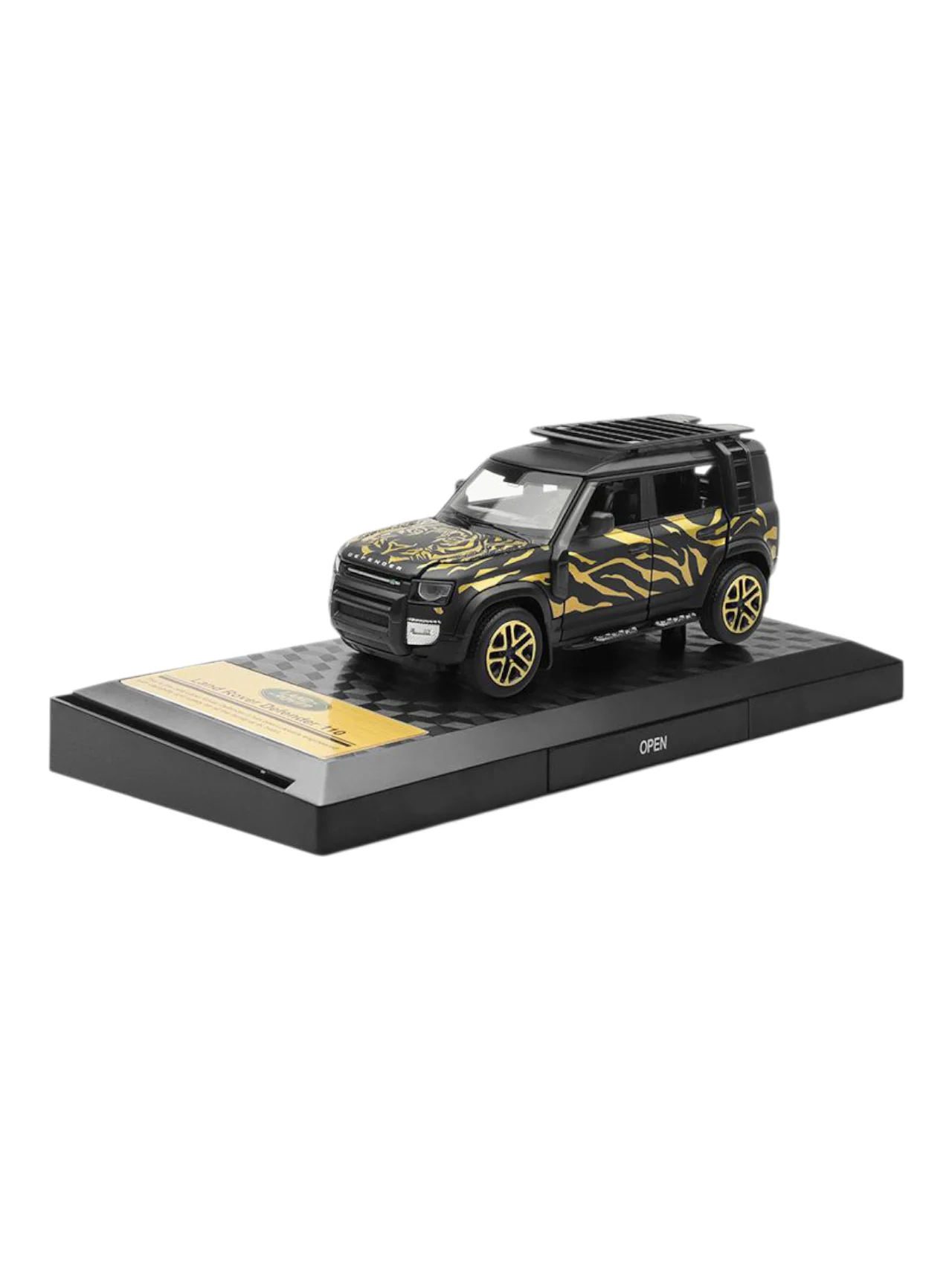 CCA Land Rover Defender 110 1:32 Scale Diecast - Image 2