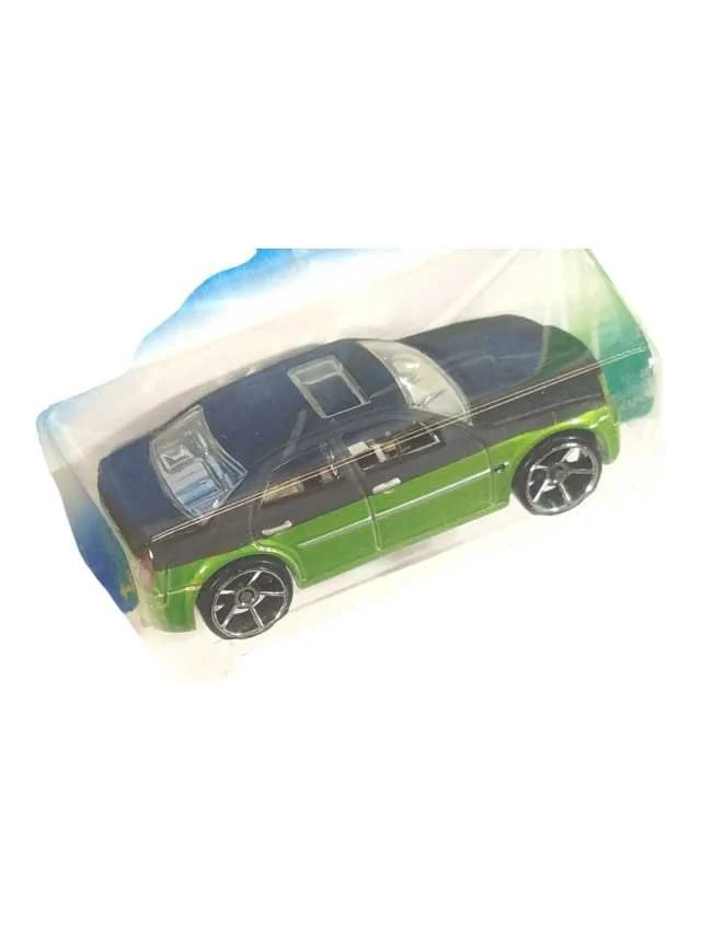 Hotwheels Chrysler 300c (Tresure Hunts) imported mainline 1:64 scale - Image 6