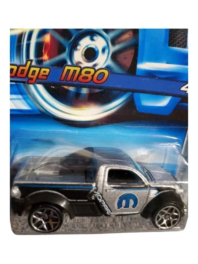 Exclusive Hotwheels Dodge M80 - Image 2