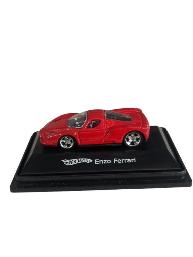 EXCLUSIVE Hotwheels Enzo Ferrari - Image 2