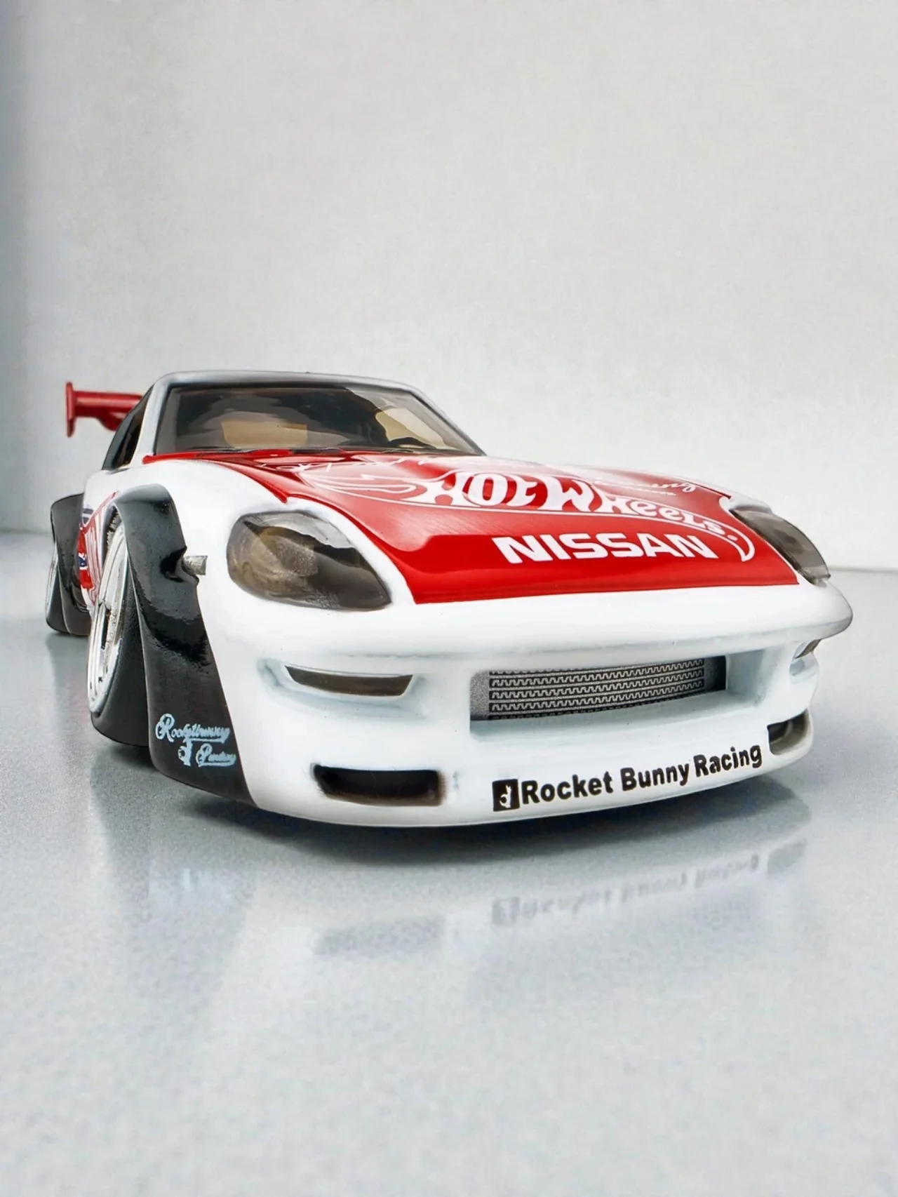 Hotwheels elite 64 RLC Pandem DATSUN 280ZX (With Protector) 1:64 Scale - Image 9