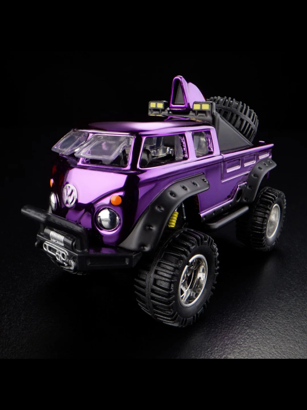 EXCLUSIVE Hotwheels RLC Volkswagen T1 Rockster With Hotwheels Protector - Image 3