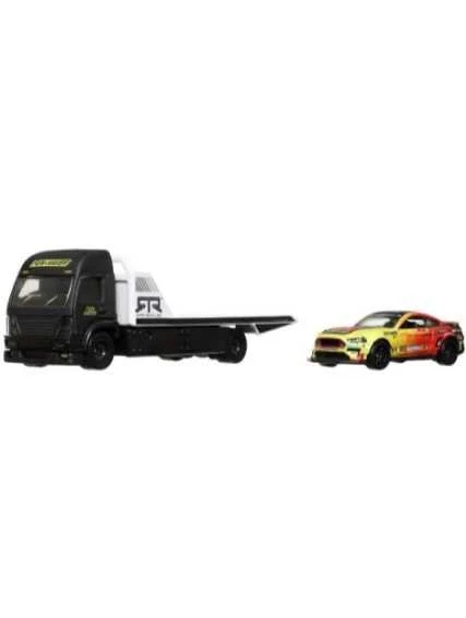 HotWheels Team Transport 23 Ford Mustang RTR Spec 5 & Aero Lift 1:64 Scale - Image 4