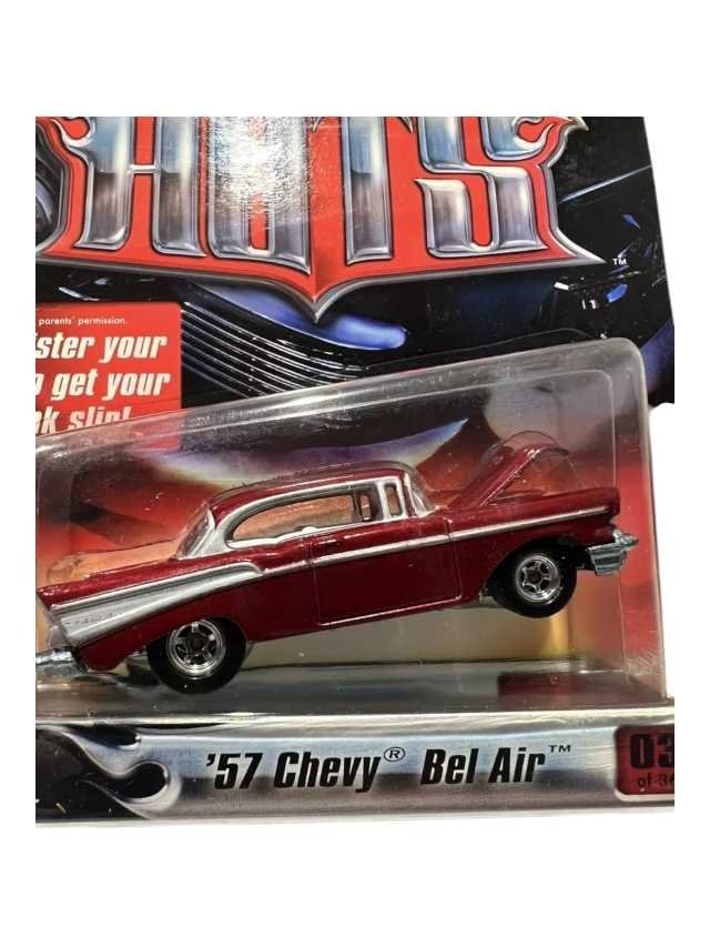 Exclusive Hotwheels Ultra Hots '57 Chevy bel air - Image 2