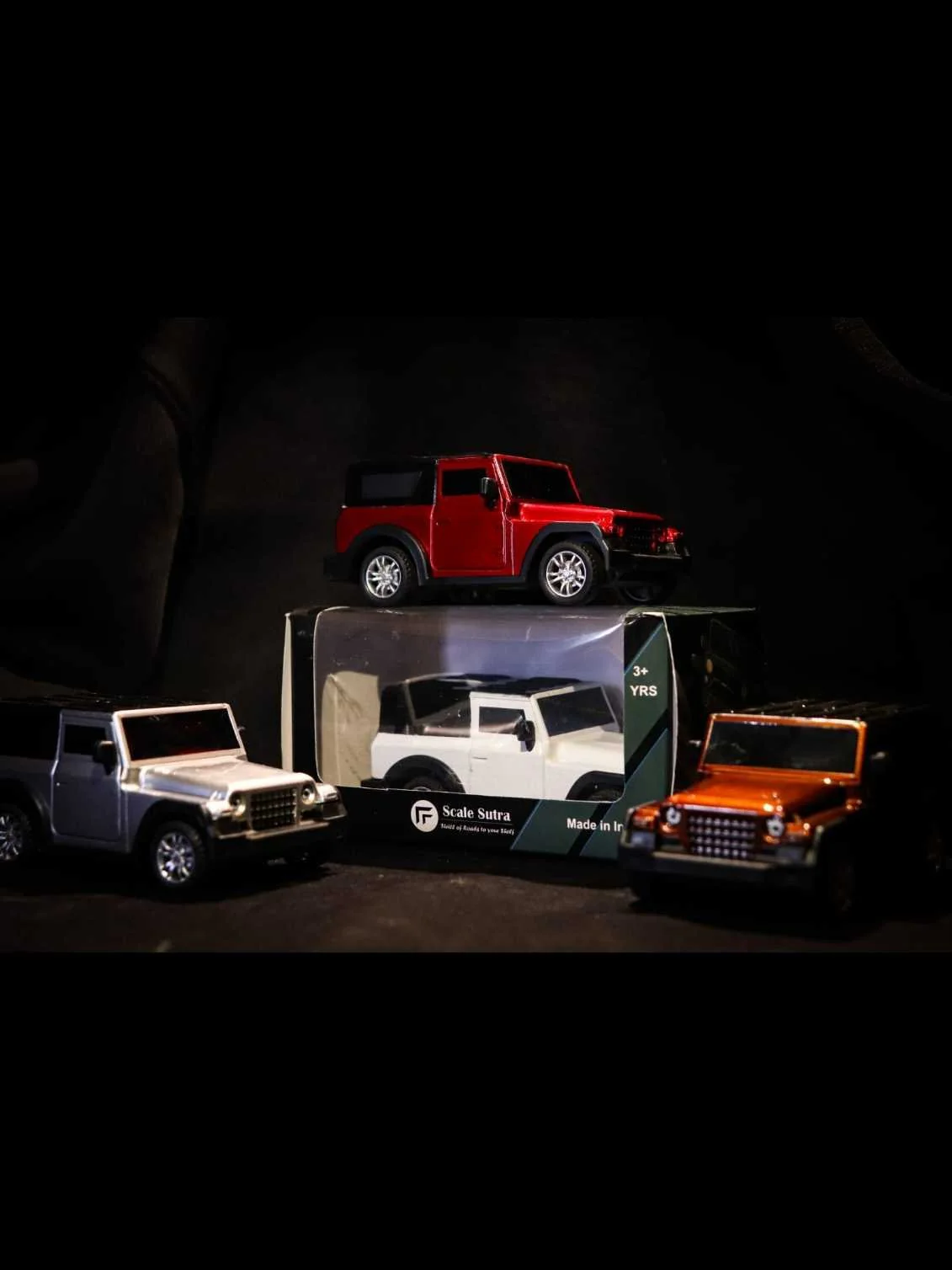 EXCLUSIVE thar Scale 1:32 SILKY SILVER - Image 4