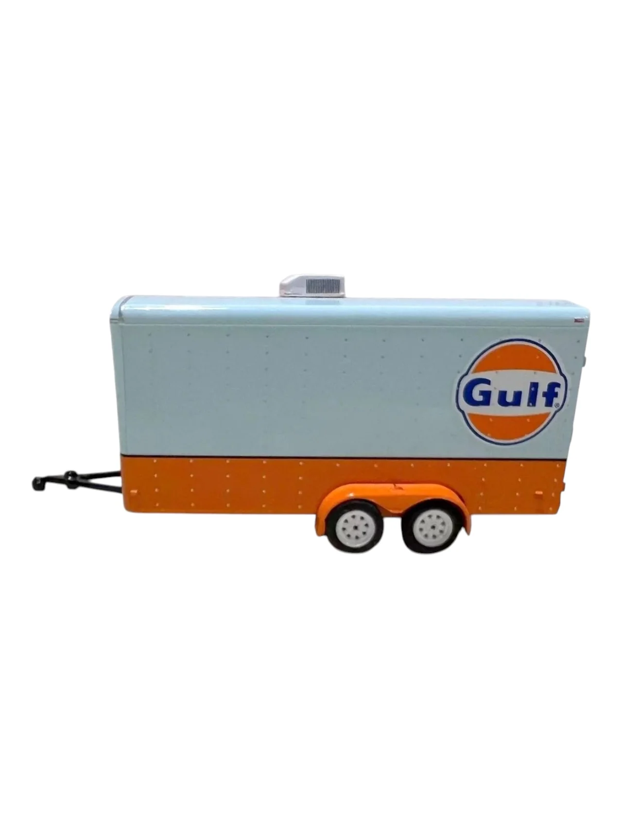 Greenlight 1972 ford club wagon & enclosed car trailer imported team transport 1:64 Scale - Image 9