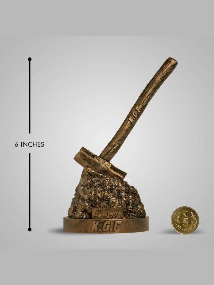 Hammer Full Size Sculpture from KGF Universe - Image 3