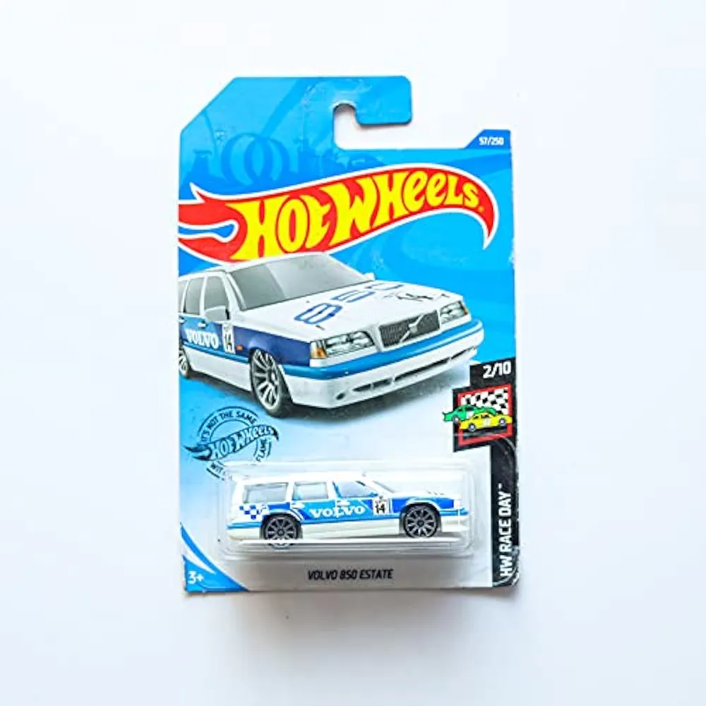 Hot wheels volvo 850 estate imported mainline 1/64 Scale. - Image 3