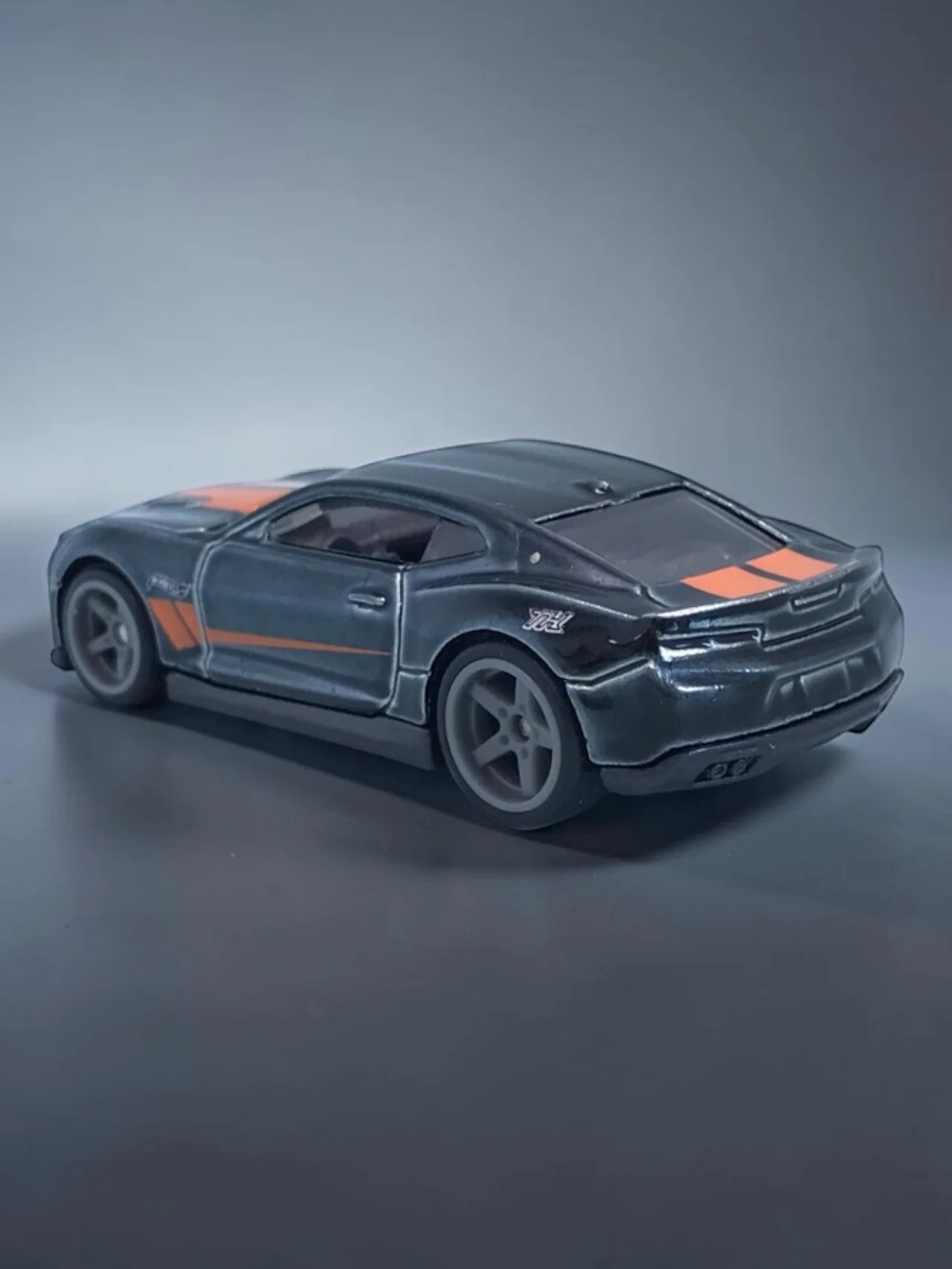 HotWheels '18 CAMARO SS' Imported Mainline 1:64 Scale Super Treasure Hunt (With protector) - Image 3