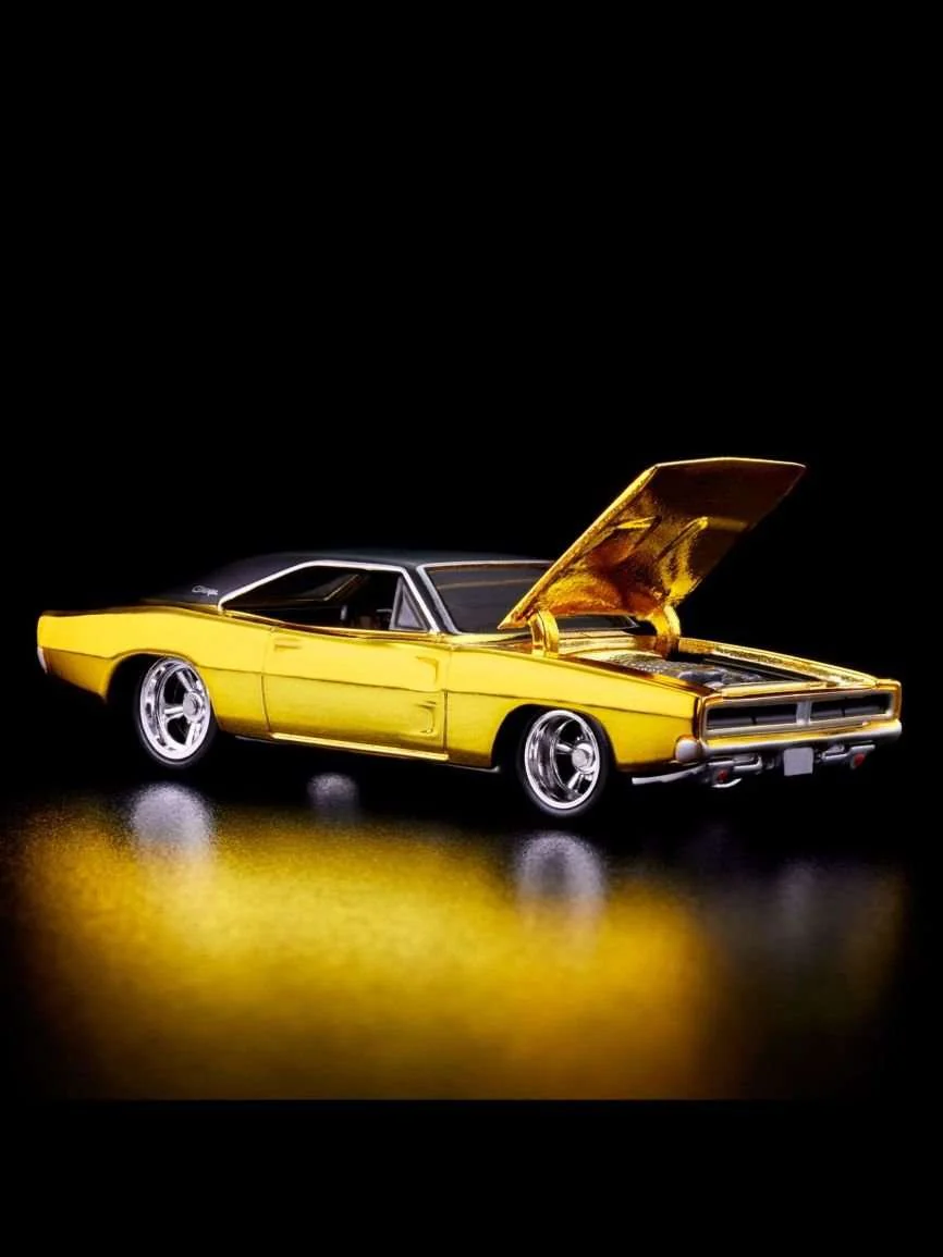 Hotwheels 1969 Dodge charger RT - Image 2