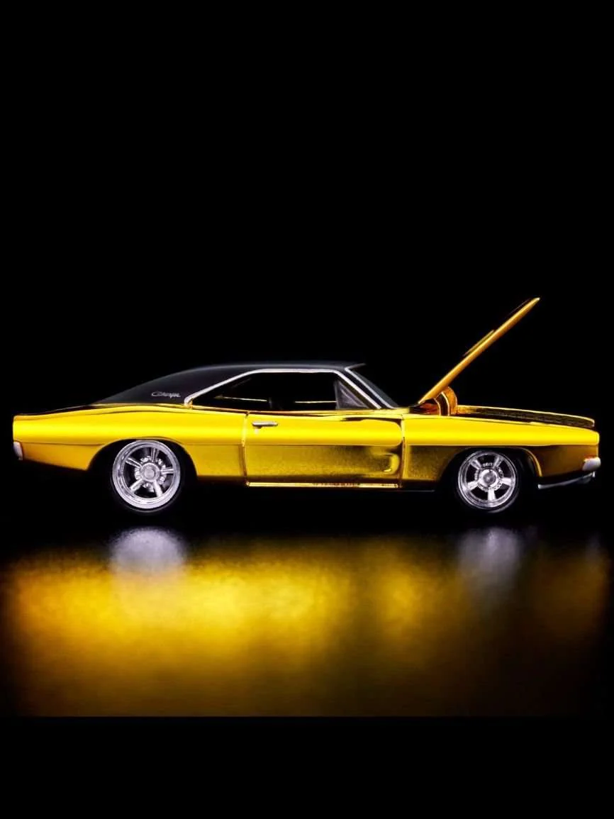 Hotwheels 1969 Dodge charger RT - Image 6