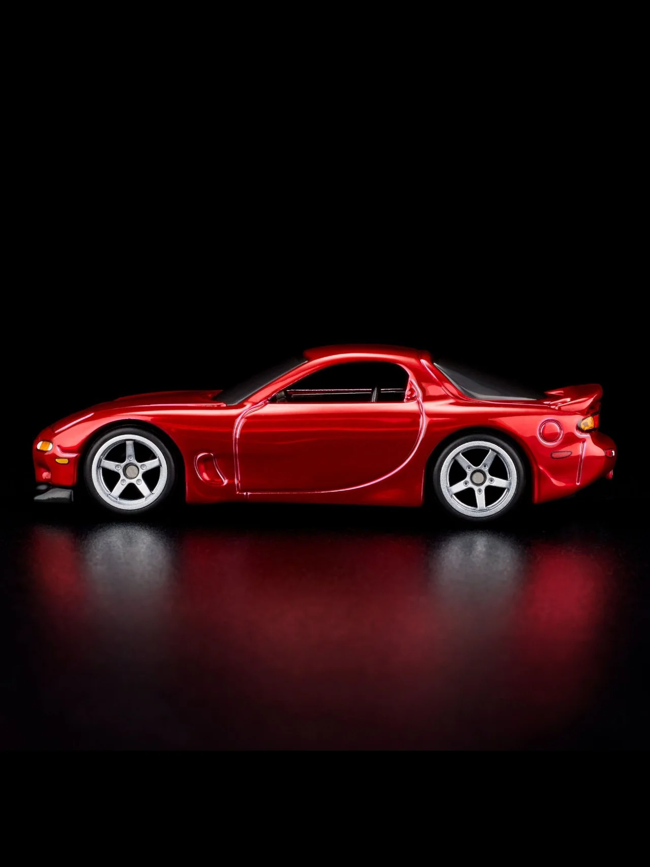 HotWheels 1993 Mazda RX-7 R1 RLC 1:64 Scale (With Protector) - Image 10