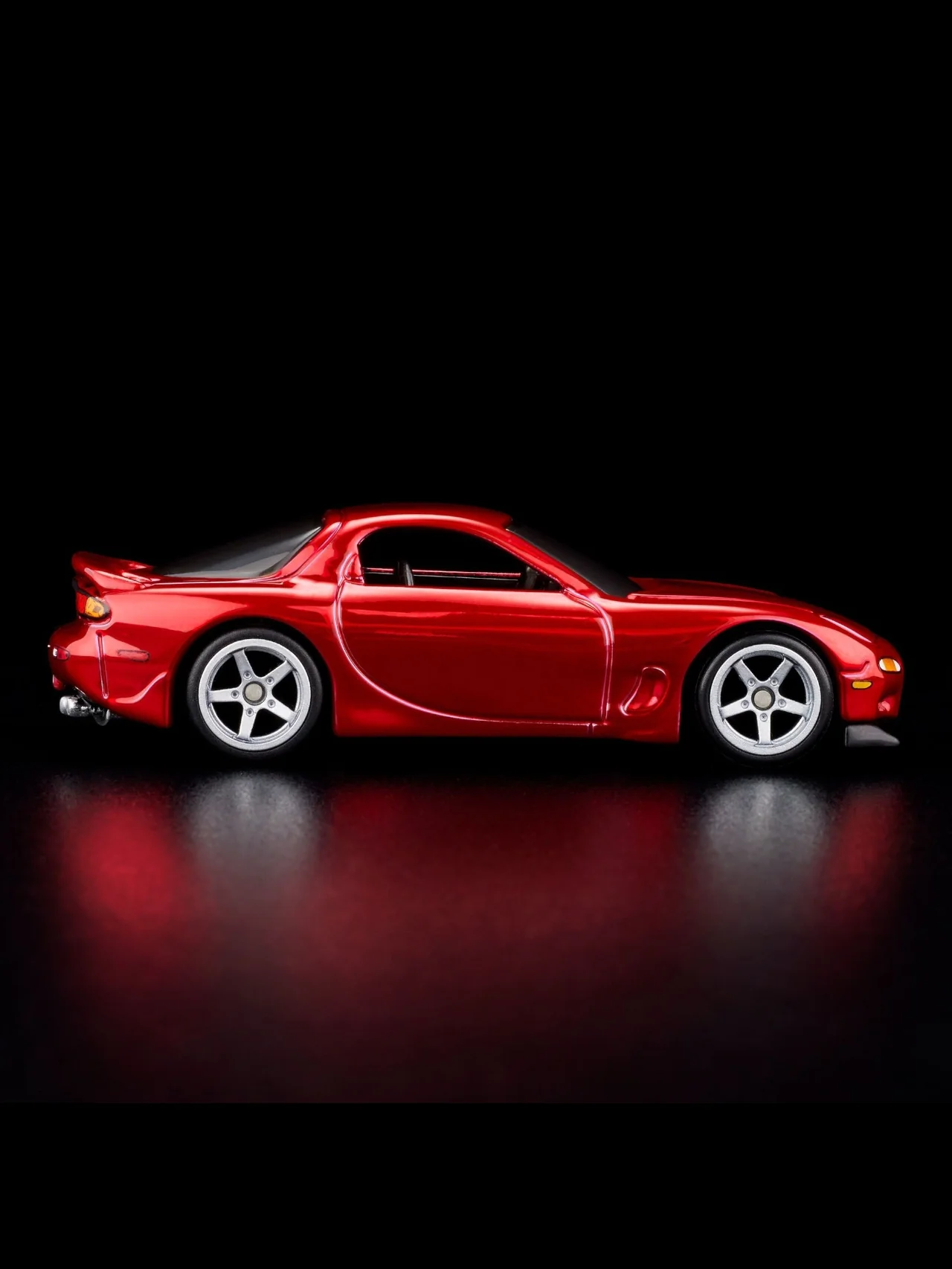 HotWheels 1993 Mazda RX-7 R1 RLC 1:64 Scale (With Protector) - Image 7