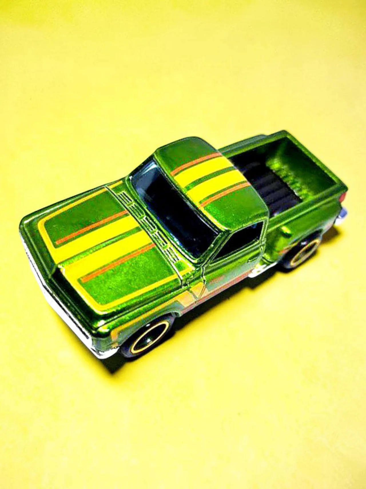 HotWheels '69 CHEVY' PICKUP Imported Mainline 1:64 Scale Super Treasure Hunt (With protector) - Image 5