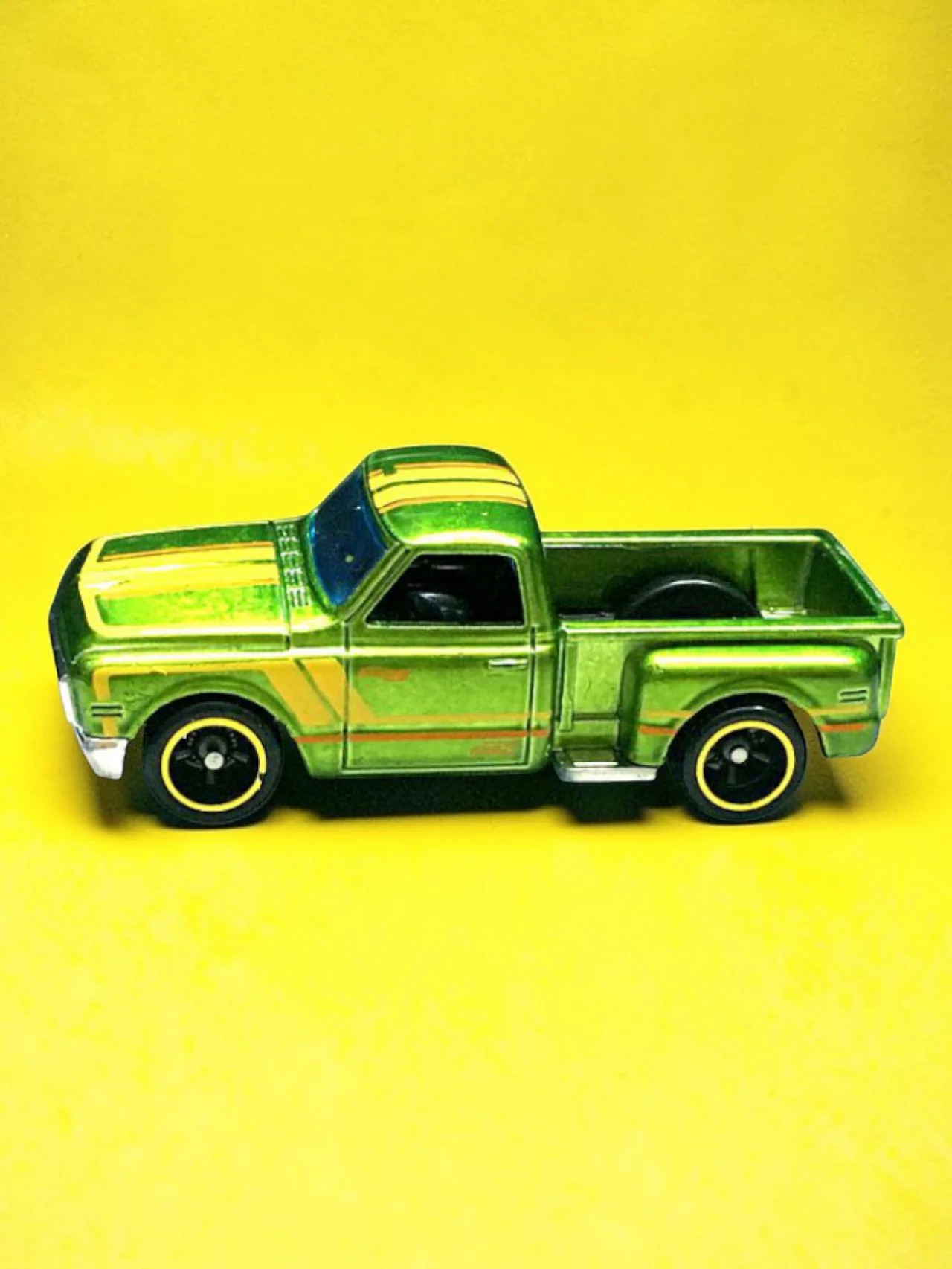 HotWheels '69 CHEVY' PICKUP Imported Mainline 1:64 Scale Super Treasure Hunt (With protector) - Image 6