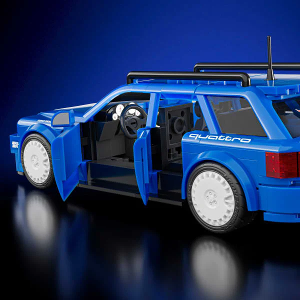 HotWheels 94 Audi Avant RS2 Building Set 10+253 Pcs Exclusive Metal Car 1:32 Scale (box damaged) - Image 4