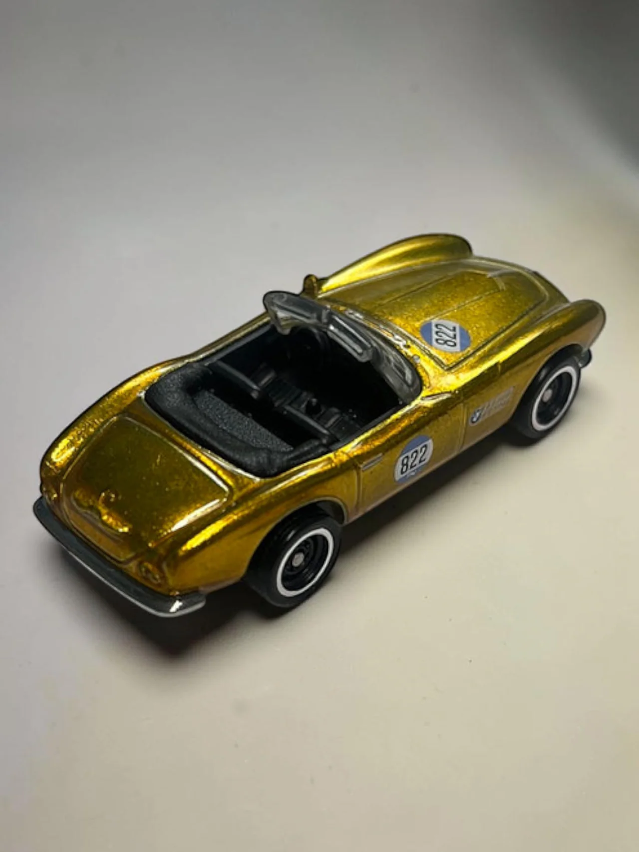 HotWheels 'BMW 507' Imported Mainline 1:64 Scale Super Treasure Hunt (With protector) rlc - Image 3