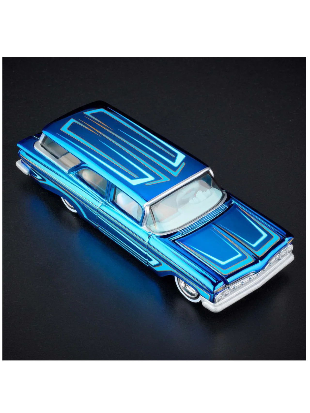 HotWheels Chevrolet 1959 Brookwood RLC 1:64 RLC (With Acrylic Case) - Image 16