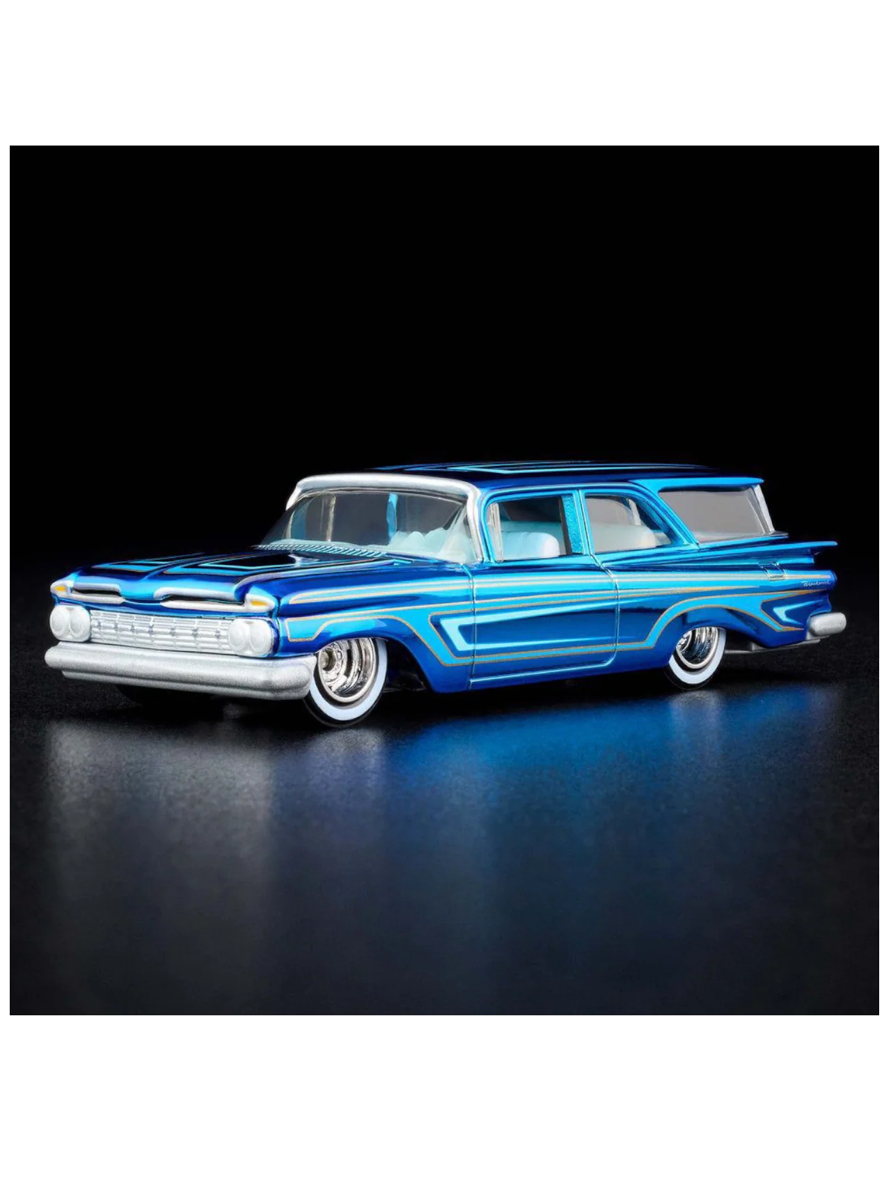HotWheels Chevrolet 1959 Brookwood RLC 1:64 RLC (With Acrylic Case) - Image 9