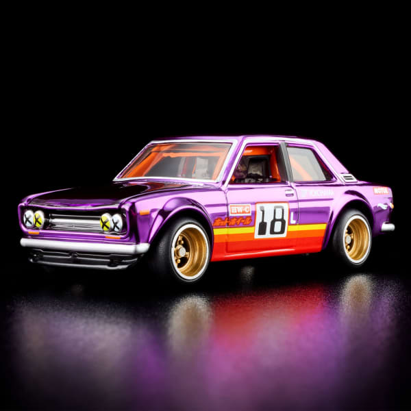 Hotwheels '71 datsun 510 imported premium RLC 1:64 scale with protector - Image 3