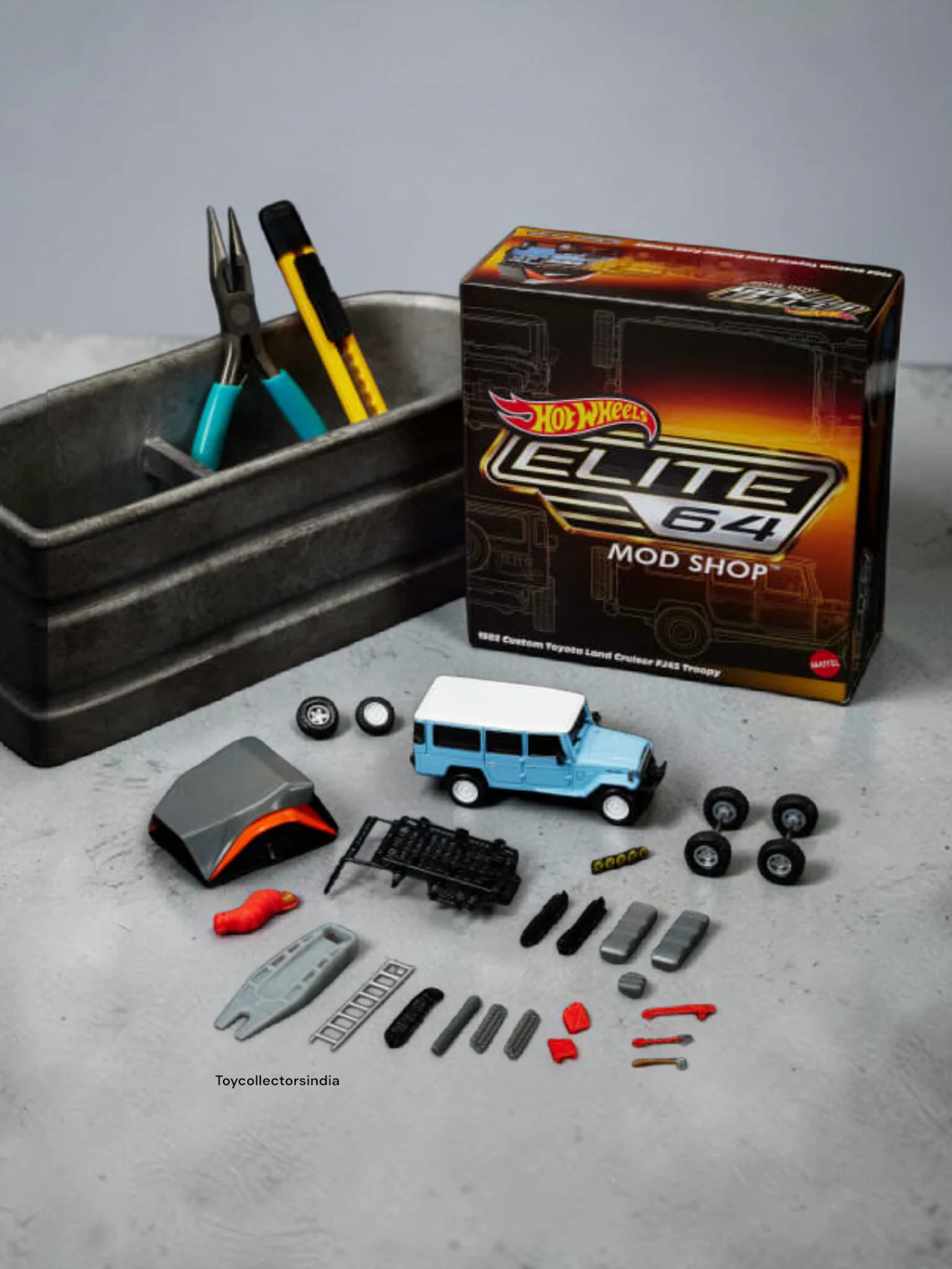 HotWheels Elite 64 Mod Shop 1982 Custom Toyota Land Cruiser Fj45 Troopy Imported 1:64 Scale Diecast Model Car rlc - Image 2