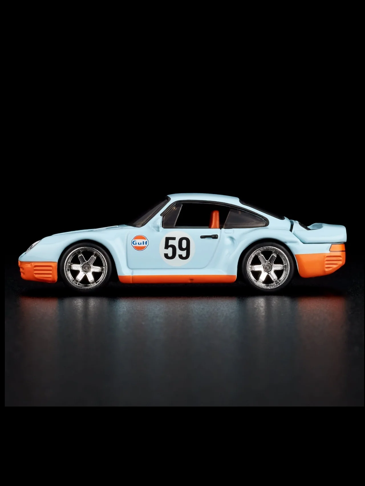 HotWheels Gulf 1986 Porsche 959 RLC 1:64 Scale - Image 10