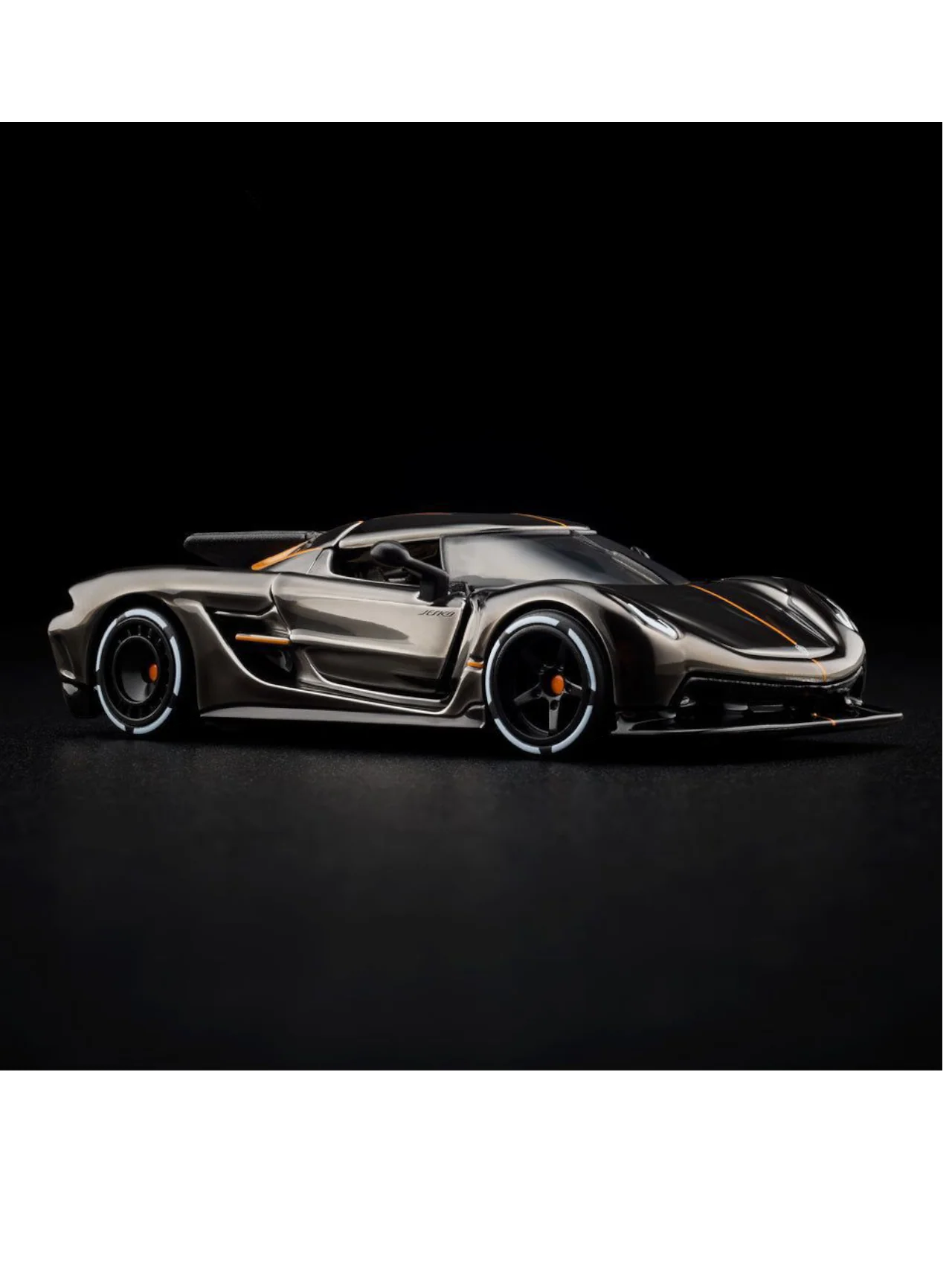 HotWheels Koenigsegg Jesko Absolut RLC 1:64 Scale - Image 6