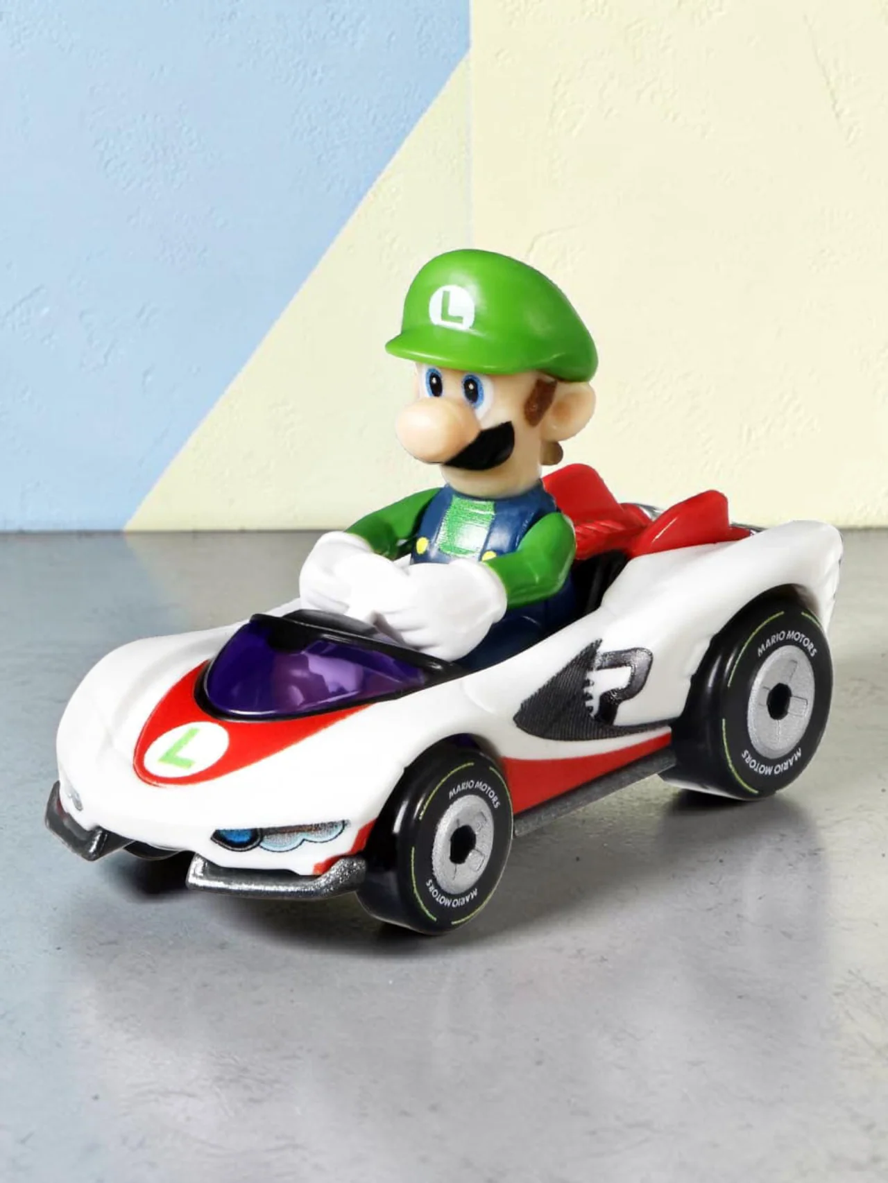 HotWheels Mainline Mariokart 4 Pack Diecast Princess peach rosalina Mario Luigi 1:64 Scale - Image 4