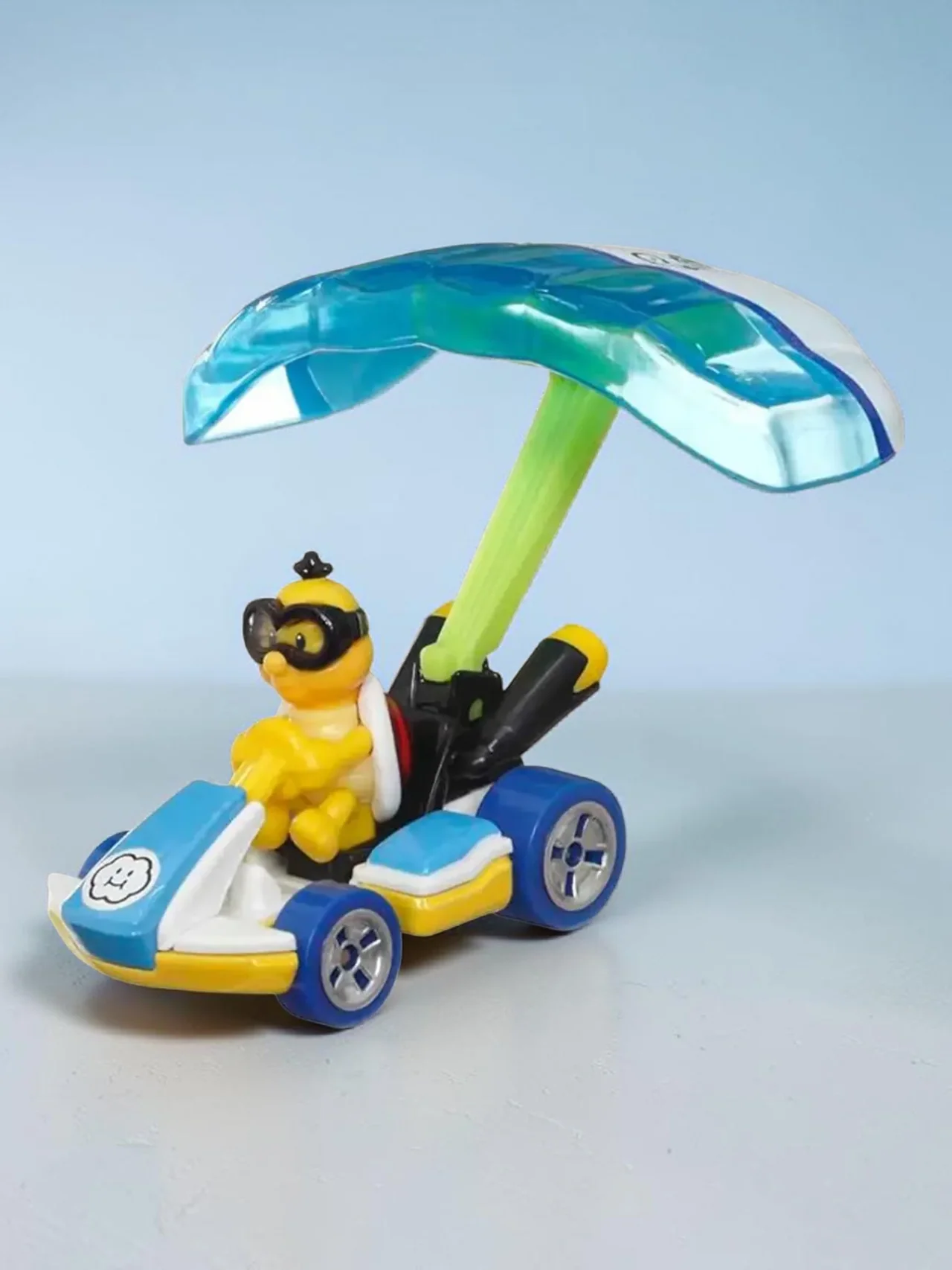 HotWheels Mariokart series Lakitu Standard kart Imported 1:64 Scale - Image 2