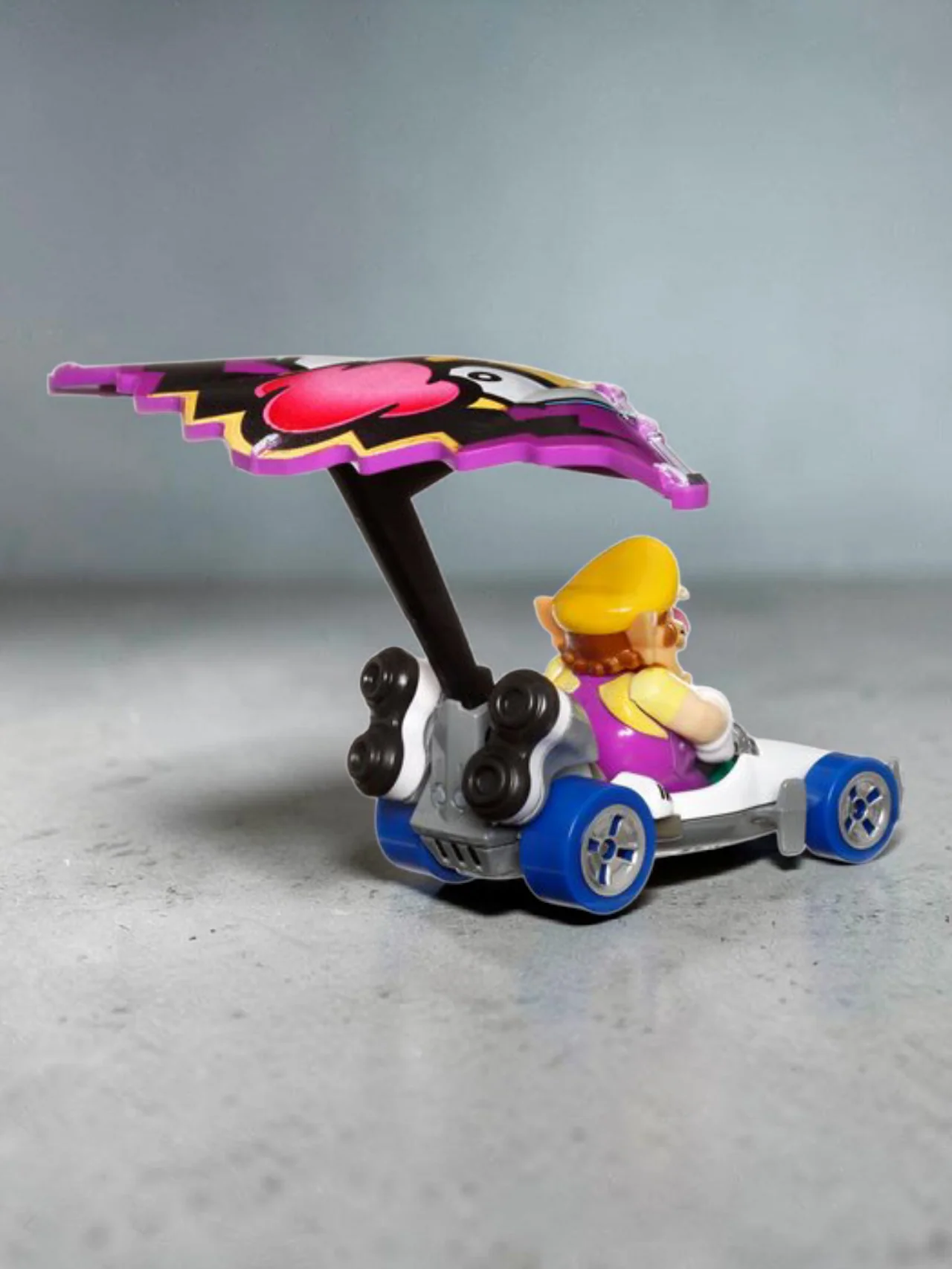 HotWheels Mariokart series Wario Standard kart Imported 1:64 Scale - Image 2