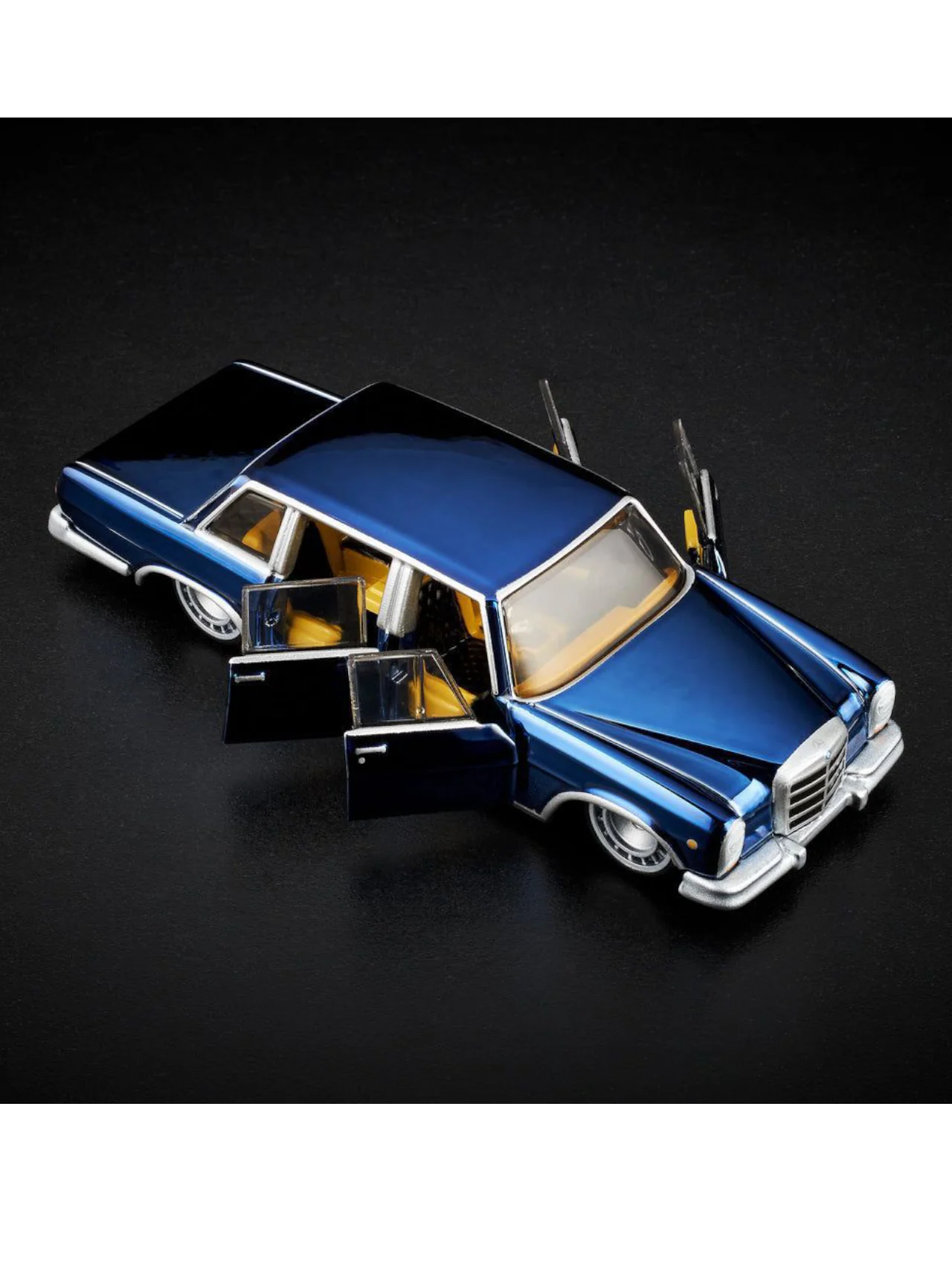 HotWheels Mercedes-Benz 600 RLC 1:64 Scale (With Acrylic Case) - Image 27