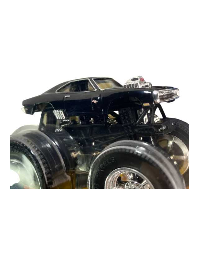HotWheels fast and Furious Dodge charger r/t monster truck imported premium  1:64 scale - Image 7