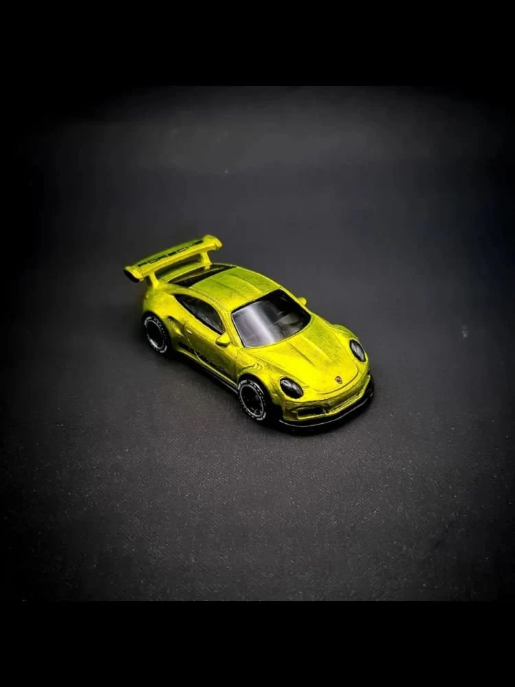 Hotwheels Porsche 911 GT3 RS - Image 2