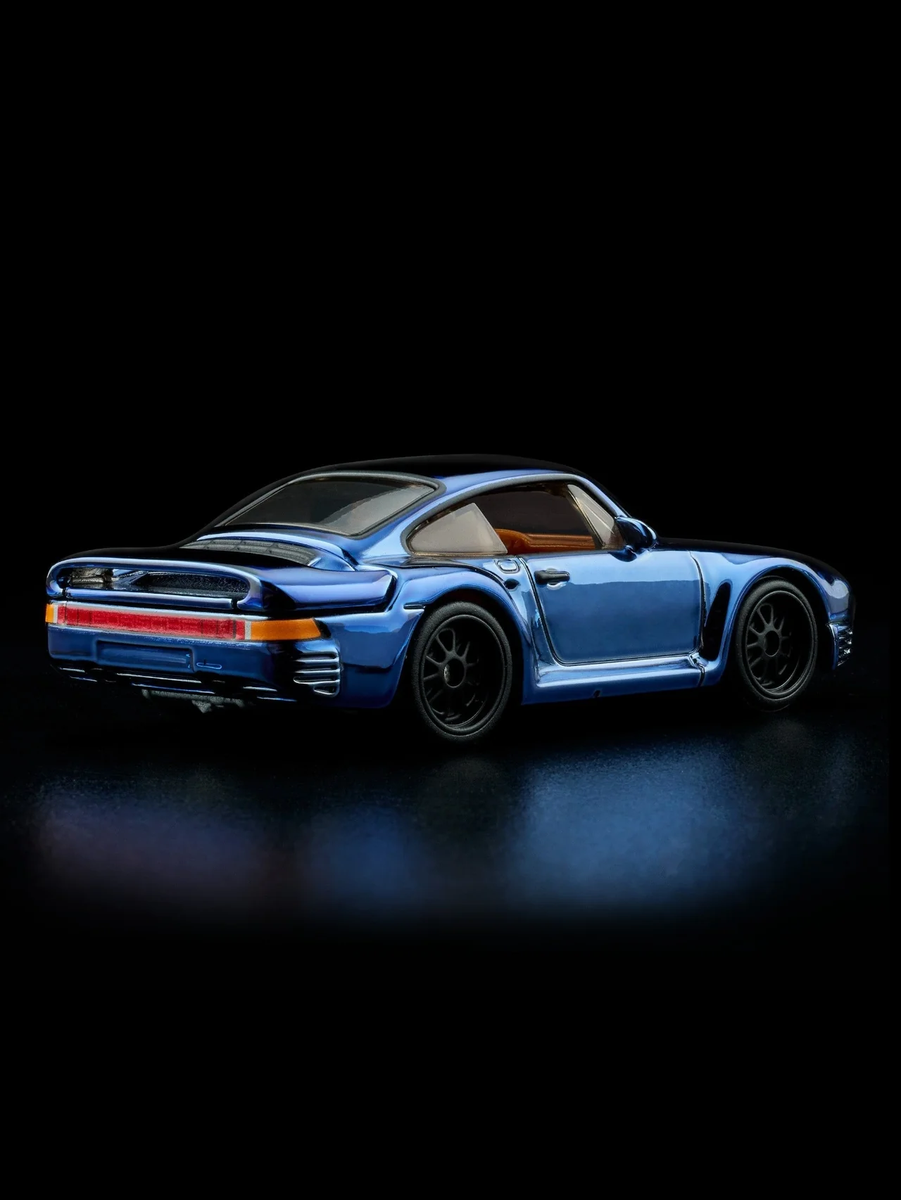 HotWheels Porsche 959 RLC 1:64 Scale (With Protector) - Image 11
