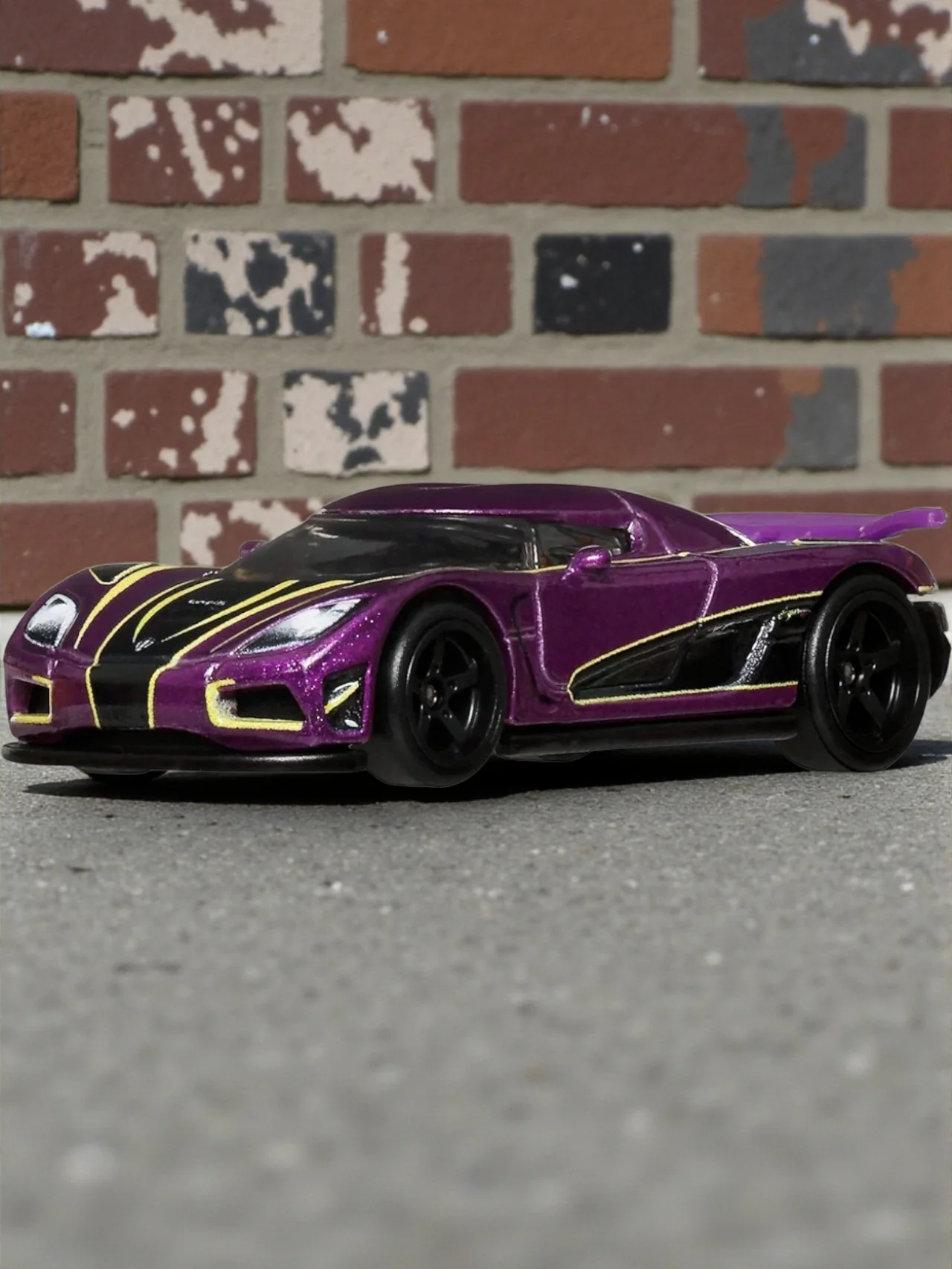HotWheels timeless icons Koenigsegg Agera R Imported premium 1:64 Scale FPY86 - Image 5