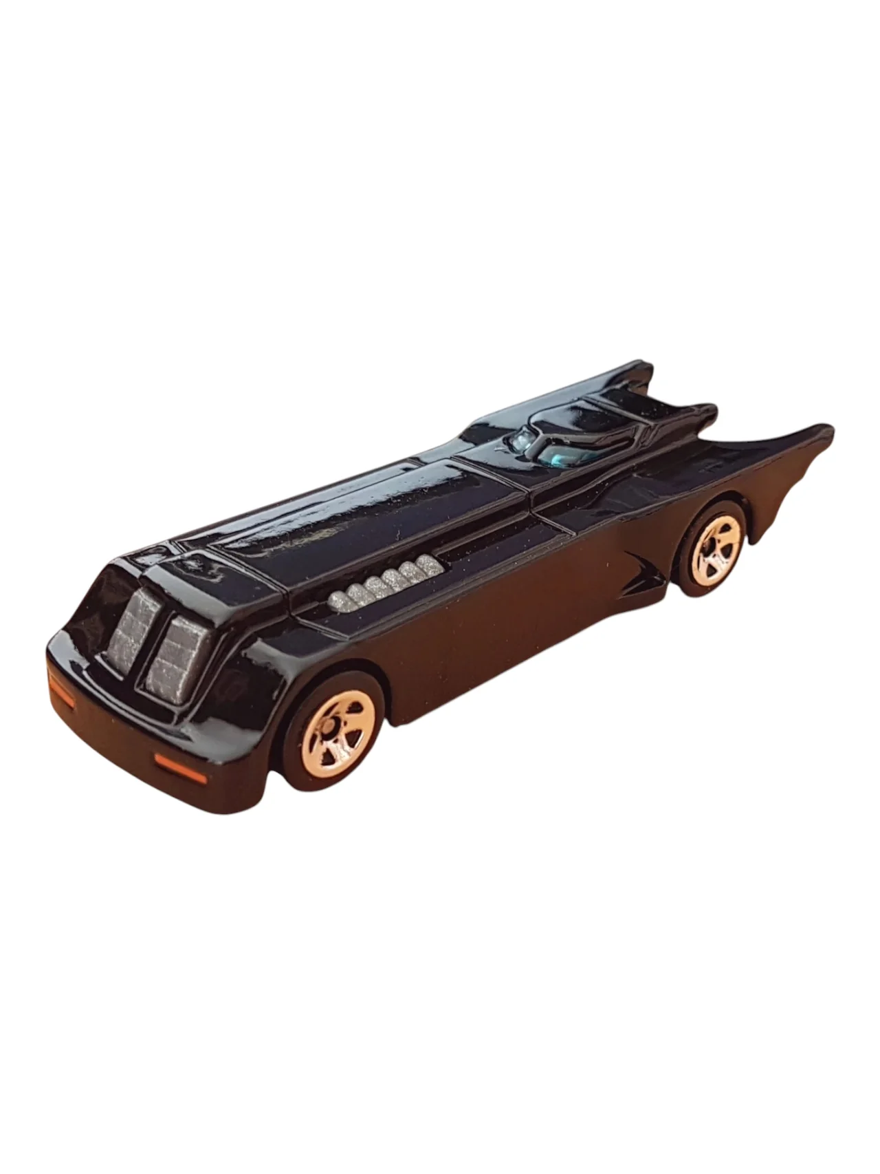 Hotwheels premium'Batman the animated series batmobile imported 1:64 Scale HXD63 - Image 2